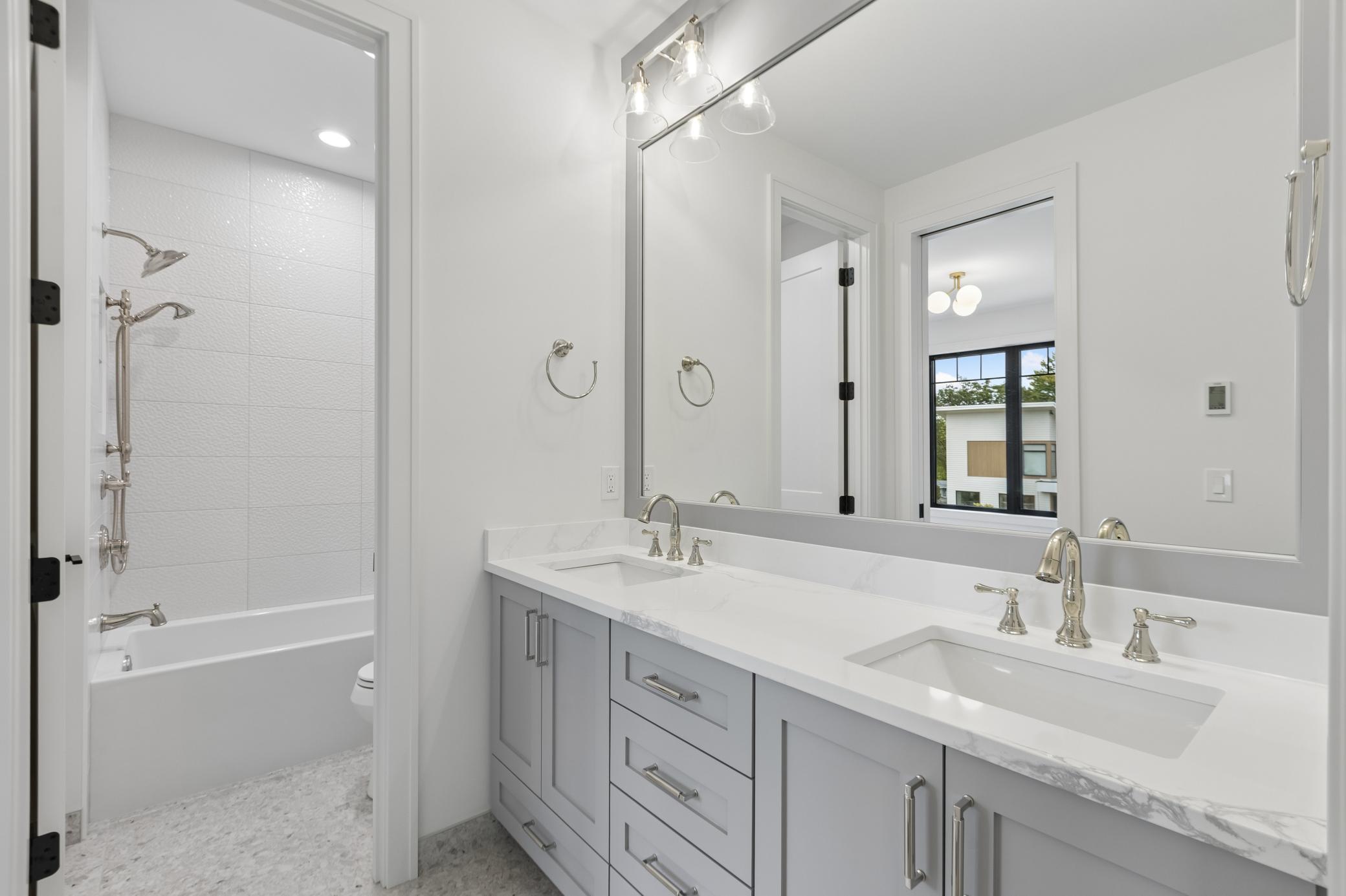 View of Residential at 5805 Kellogg Avenue, Edina MN 55424, Edina (22 of 27) - Mike Wilen | Minnesota Team Real Estate