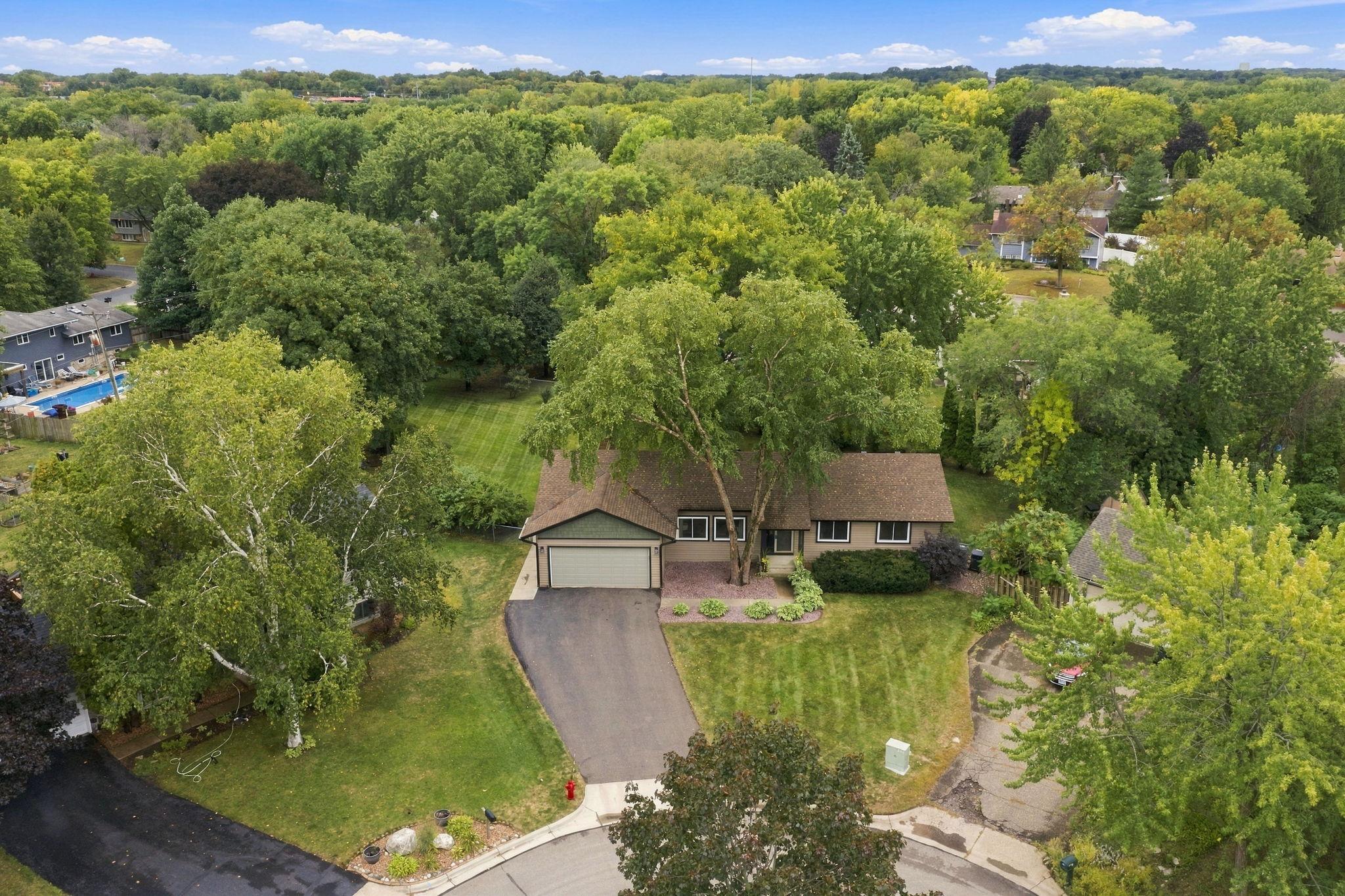 View of Residential at 11315 River Hills Drive, Burnsville MN 55337, Burnsville (2 of 42) - Mike Wilen | Minnesota Team Real Estate