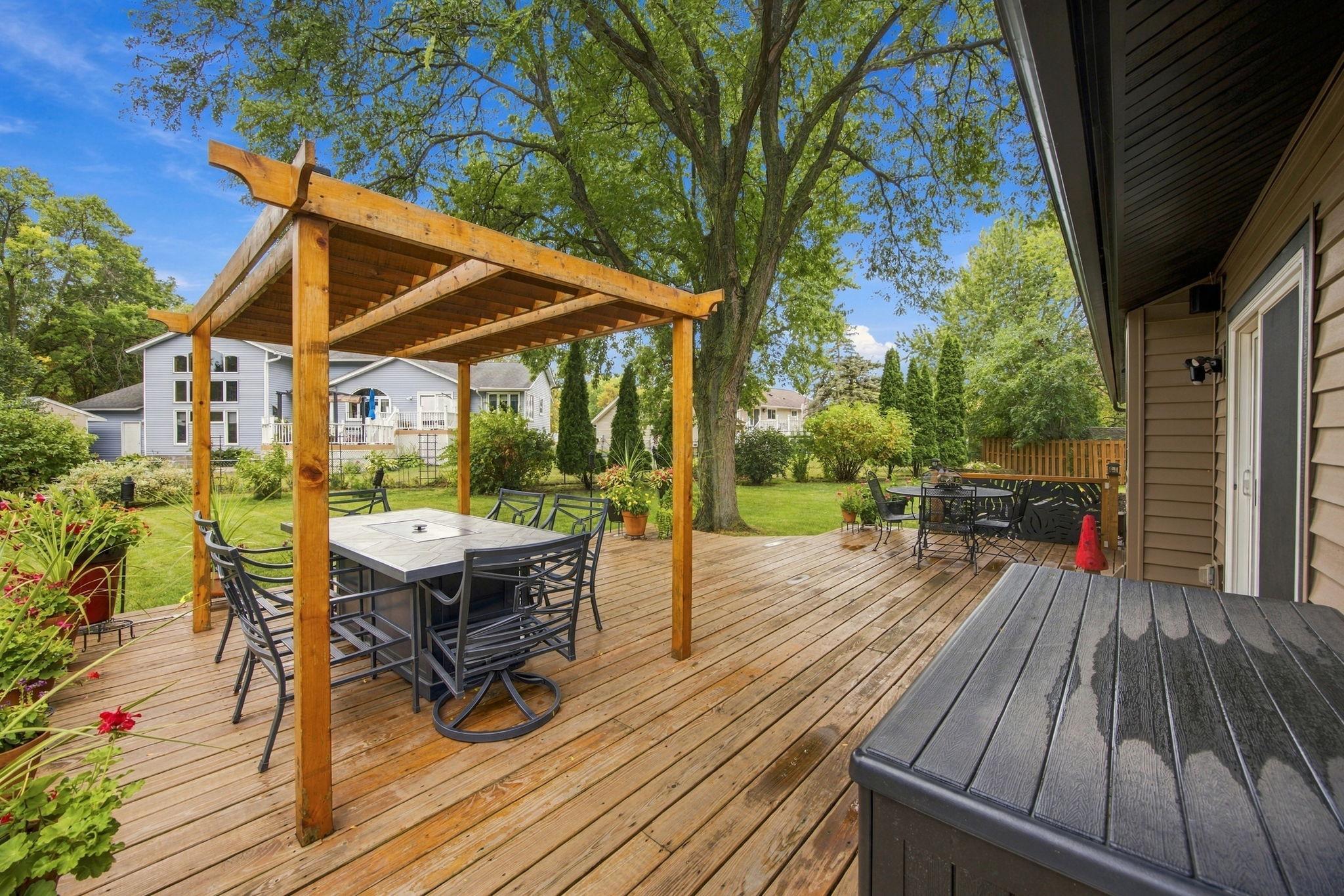View of Residential at 11315 River Hills Drive, Burnsville MN 55337, Burnsville (32 of 42) - Mike Wilen | Minnesota Team Real Estate