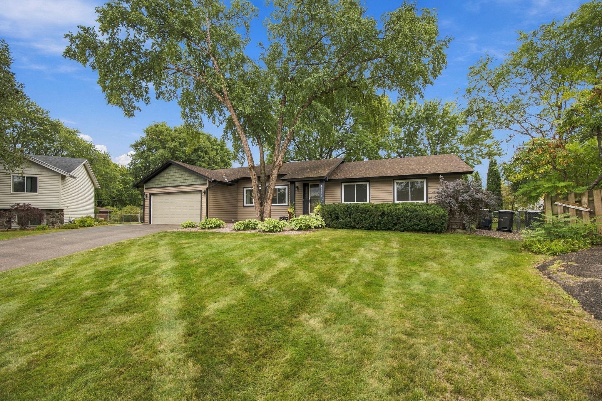 View of Single Family at 11315 River Hills Drive, Burnsville - Mike Wilen | Minnesota Team Real Estate