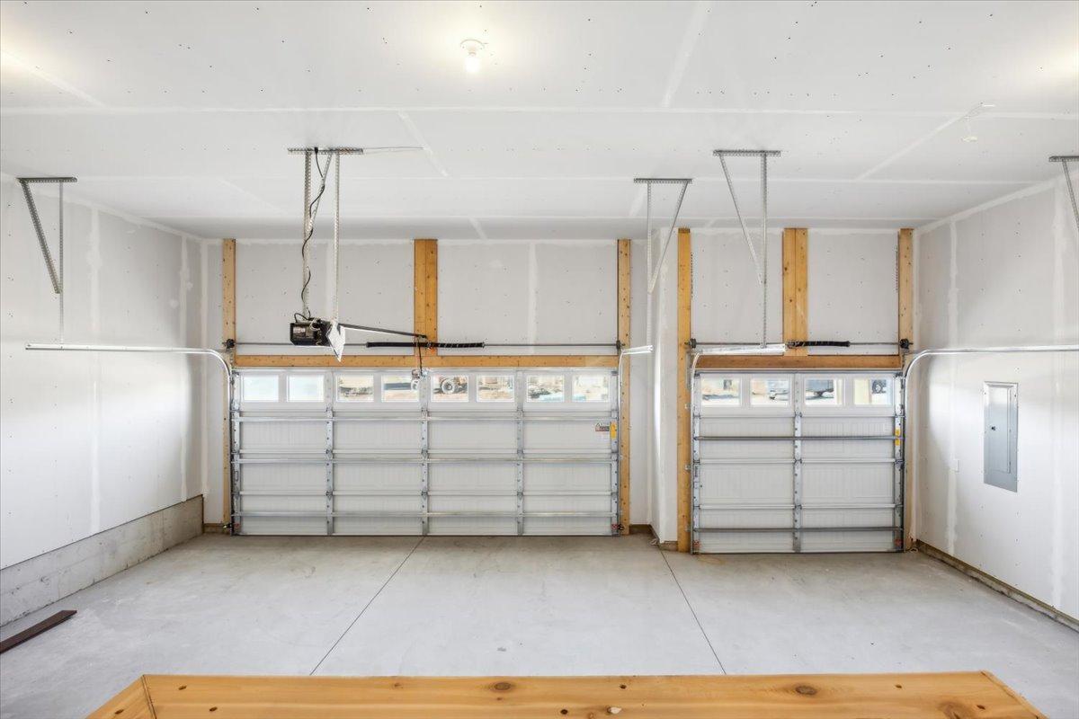 View of Residential at 13371 Cadogan Way, Rosemount MN 55068, Rosemount (24 of 41) - Mike Wilen | Minnesota Team Real Estate