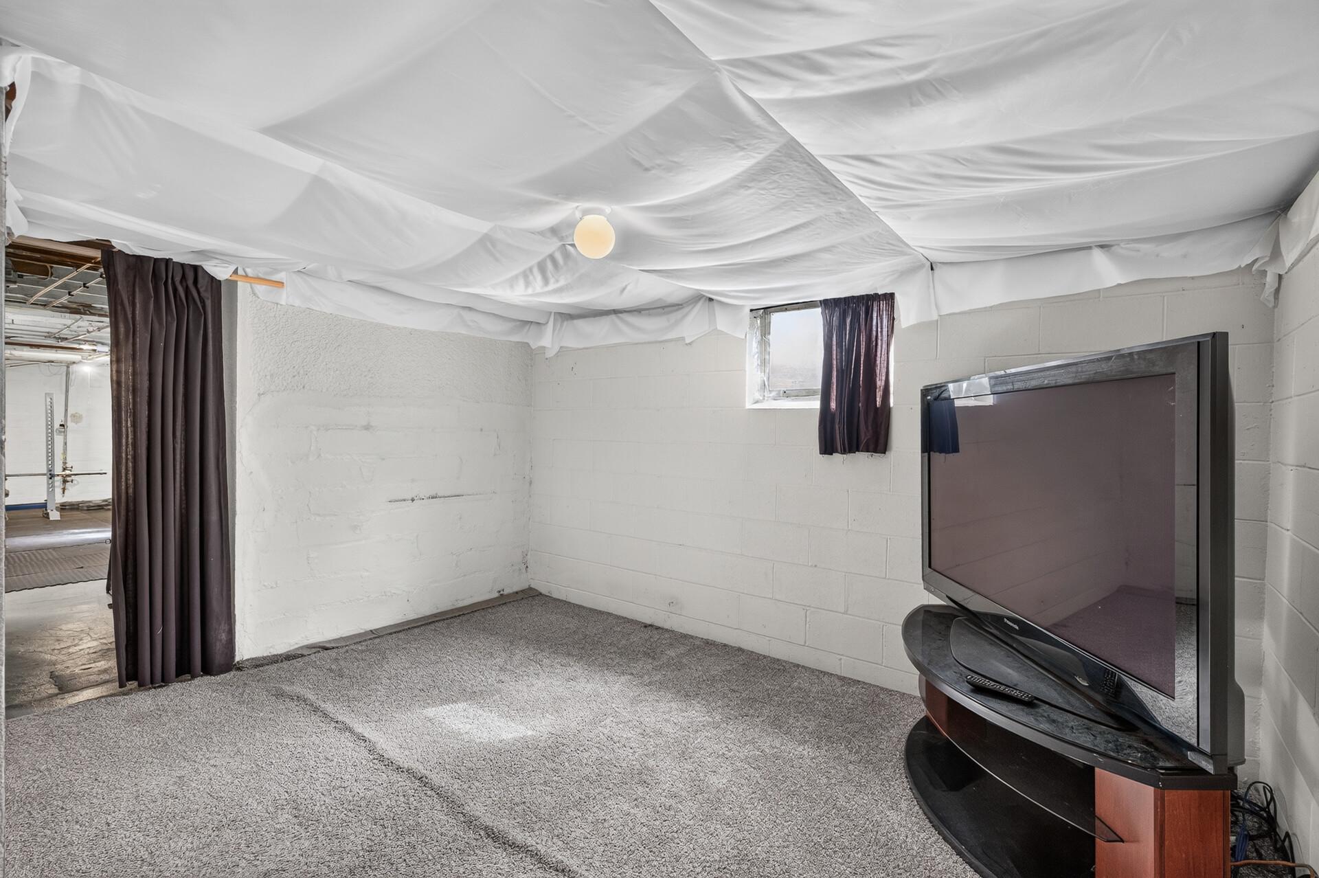 View of Residential at 5808 Pillsbury Avenue, Minneapolis MN 55419, Minneapolis (26 of 29) - Mike Wilen | Minnesota Team Real Estate