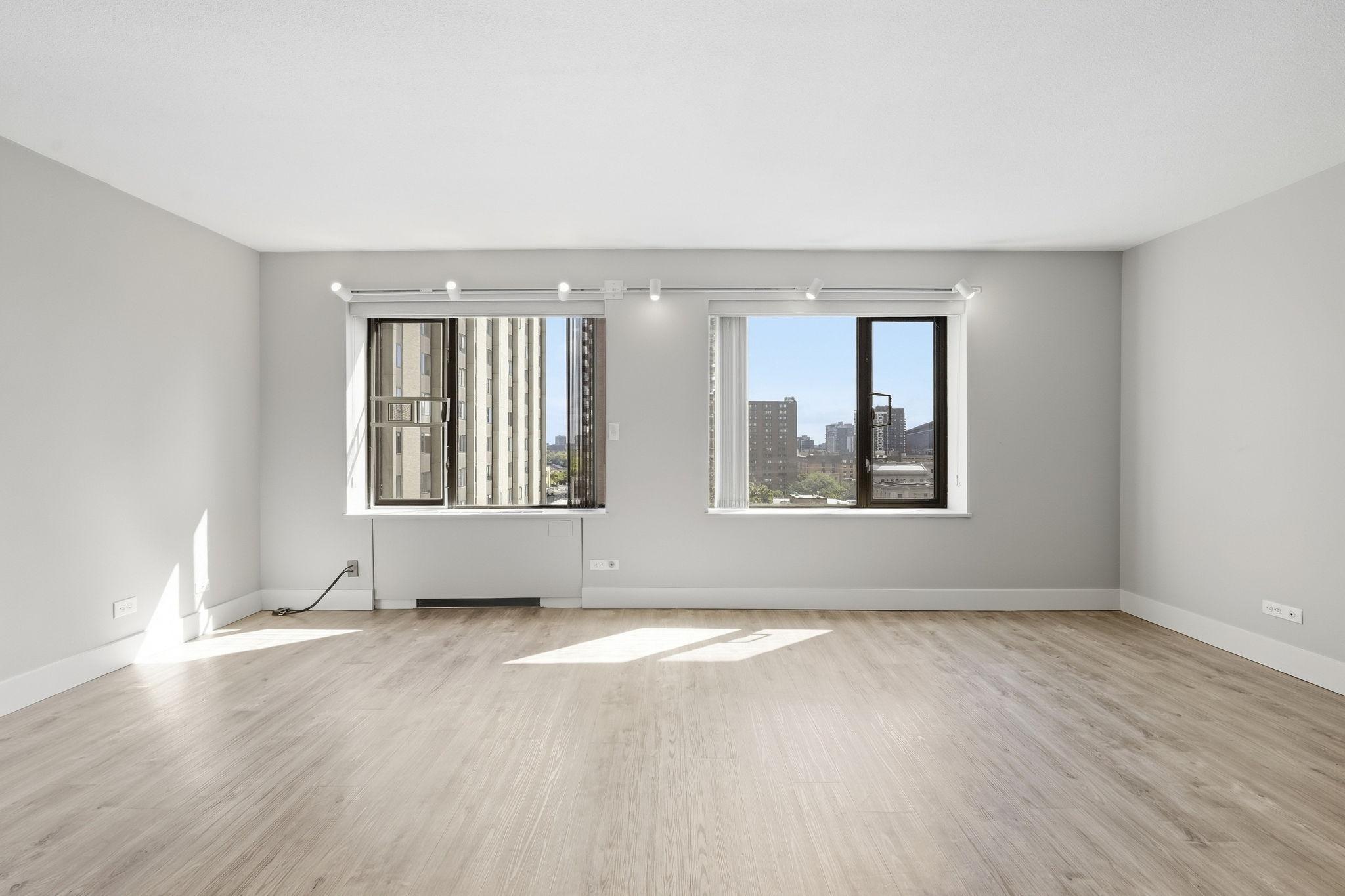 View of Residential at 15 1st Street #A914, Minneapolis MN 55401, Minneapolis (18 of 38) - Mike Wilen | Minnesota Team Real Estate