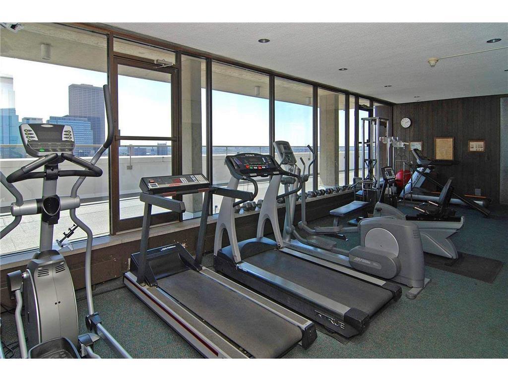 View of Residential at 15 1st Street #A914, Minneapolis MN 55401, Minneapolis (33 of 38) - Mike Wilen | Minnesota Team Real Estate