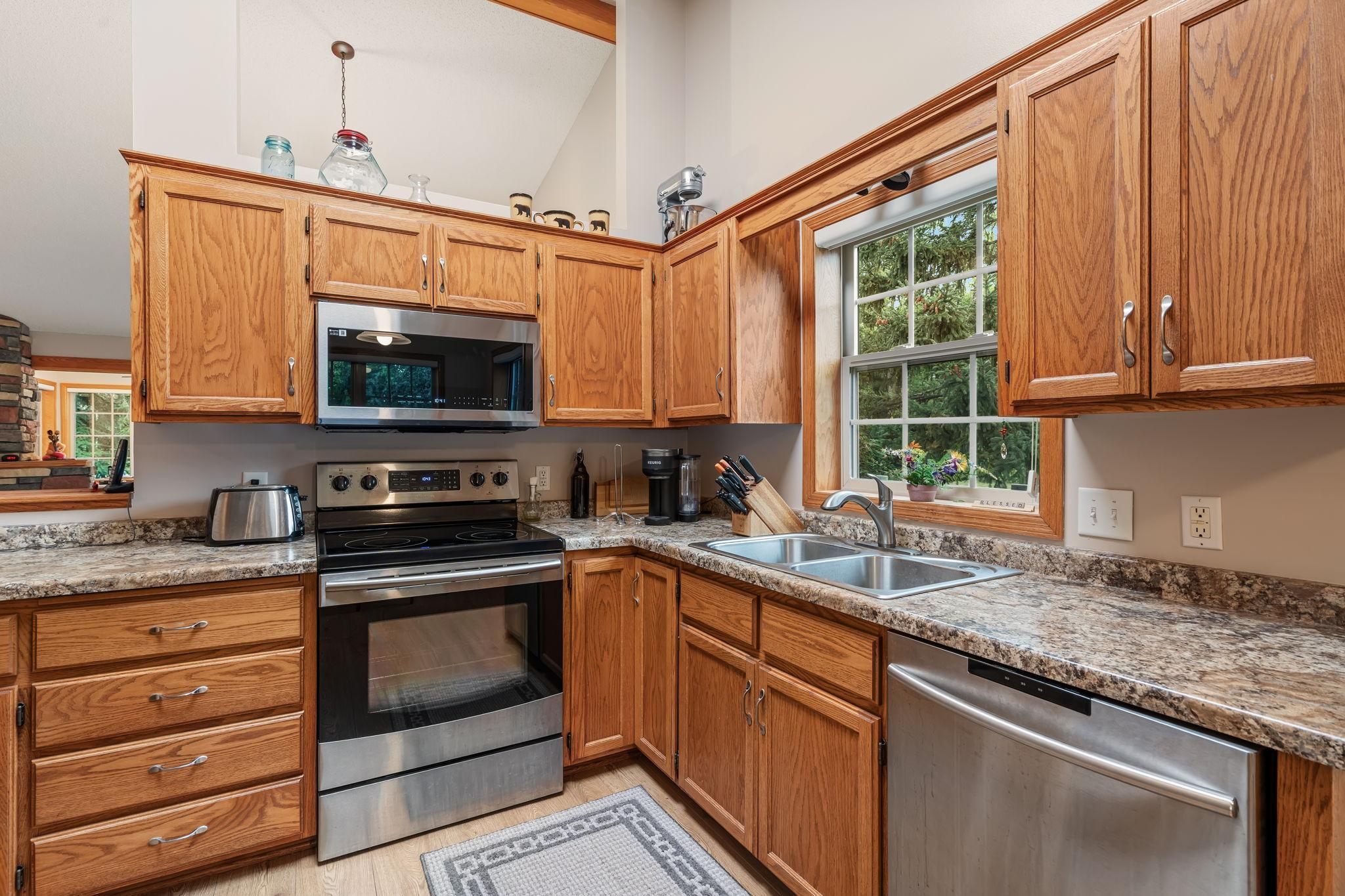 View of Residential at 27765 Woodland Drive, Chisago City MN 55013, Chisago City (13 of 30) - Mike Wilen | Minnesota Team Real Estate
