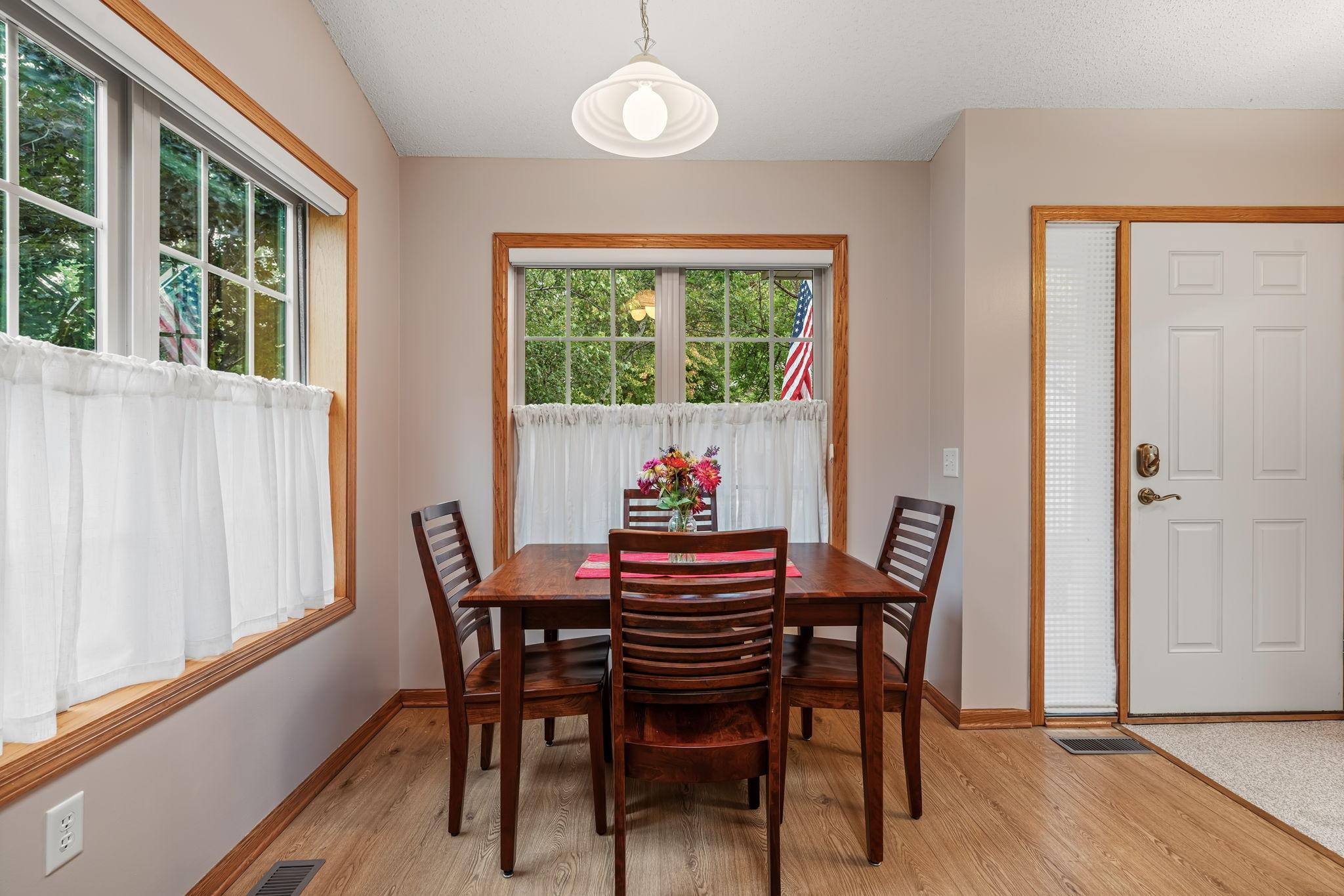 View of Residential at 27765 Woodland Drive, Chisago City MN 55013, Chisago City (15 of 30) - Mike Wilen | Minnesota Team Real Estate