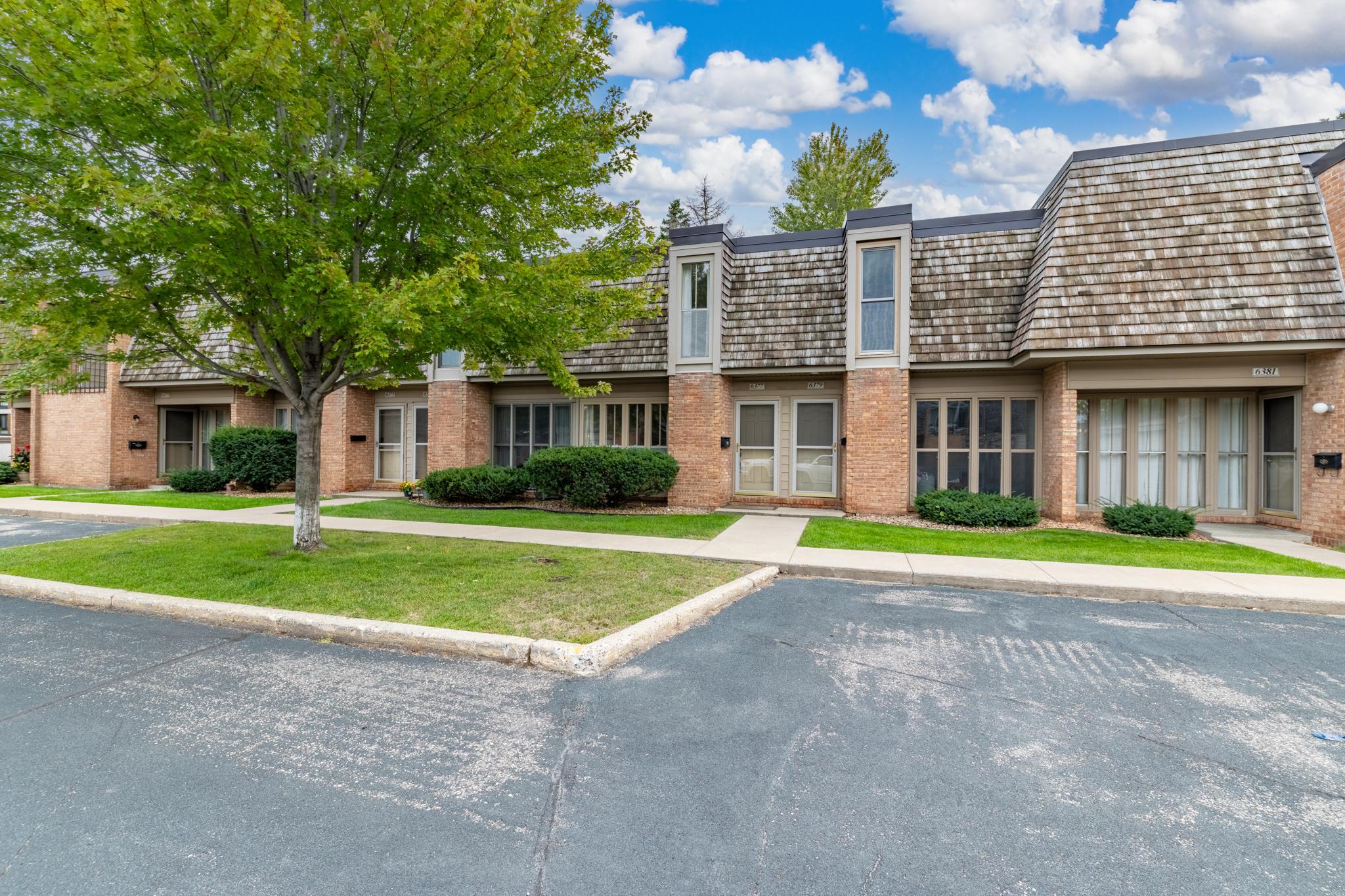 View of Residential at 6377 Barrie Road, Edina MN 55435, Edina (3 of 22) - Mike Wilen | Minnesota Team Real Estate