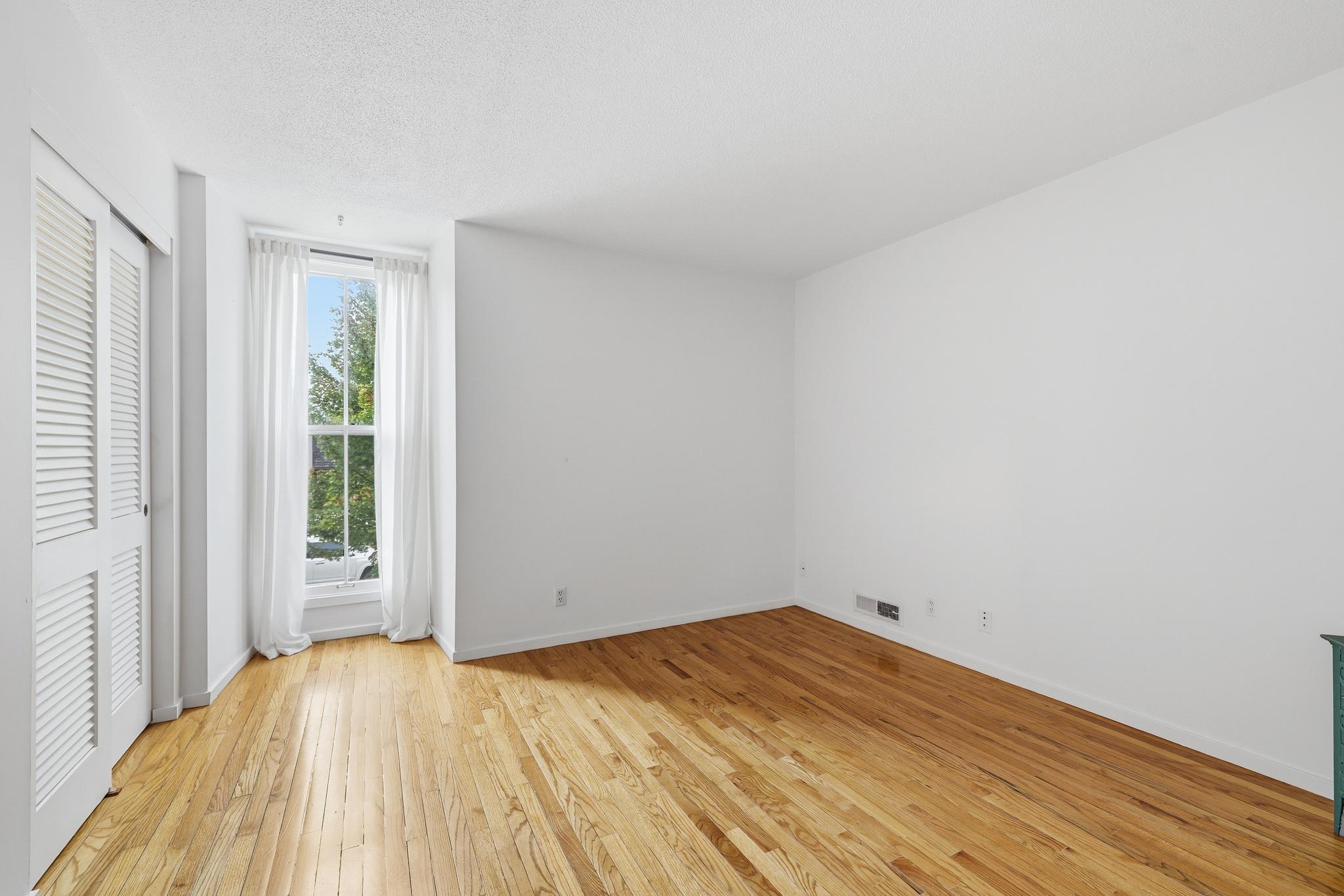 View of Residential at 6377 Barrie Road, Edina MN 55435, Edina (17 of 22) - Mike Wilen | Minnesota Team Real Estate