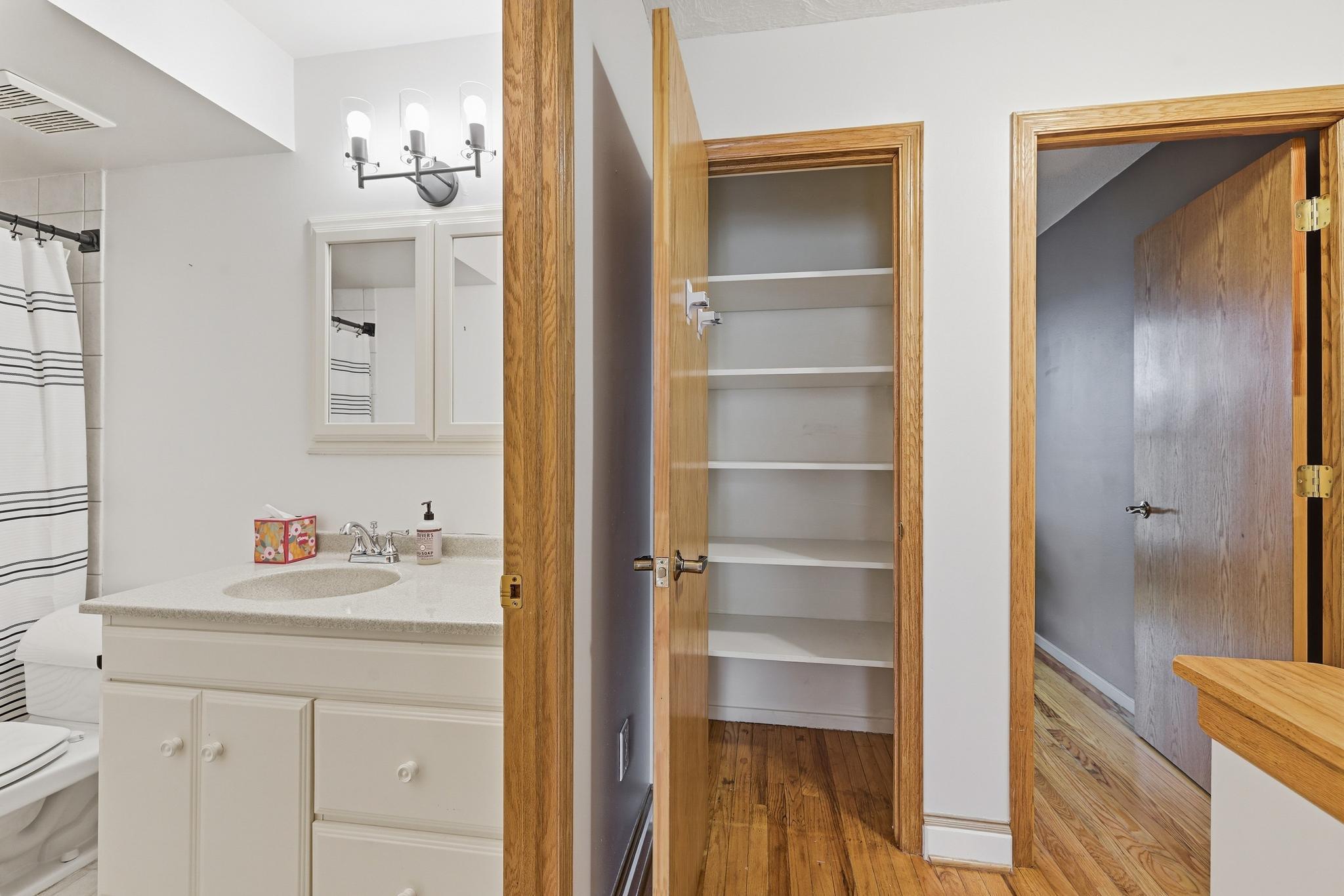 View of Residential at 6377 Barrie Road, Edina MN 55435, Edina (21 of 22) - Mike Wilen | Minnesota Team Real Estate