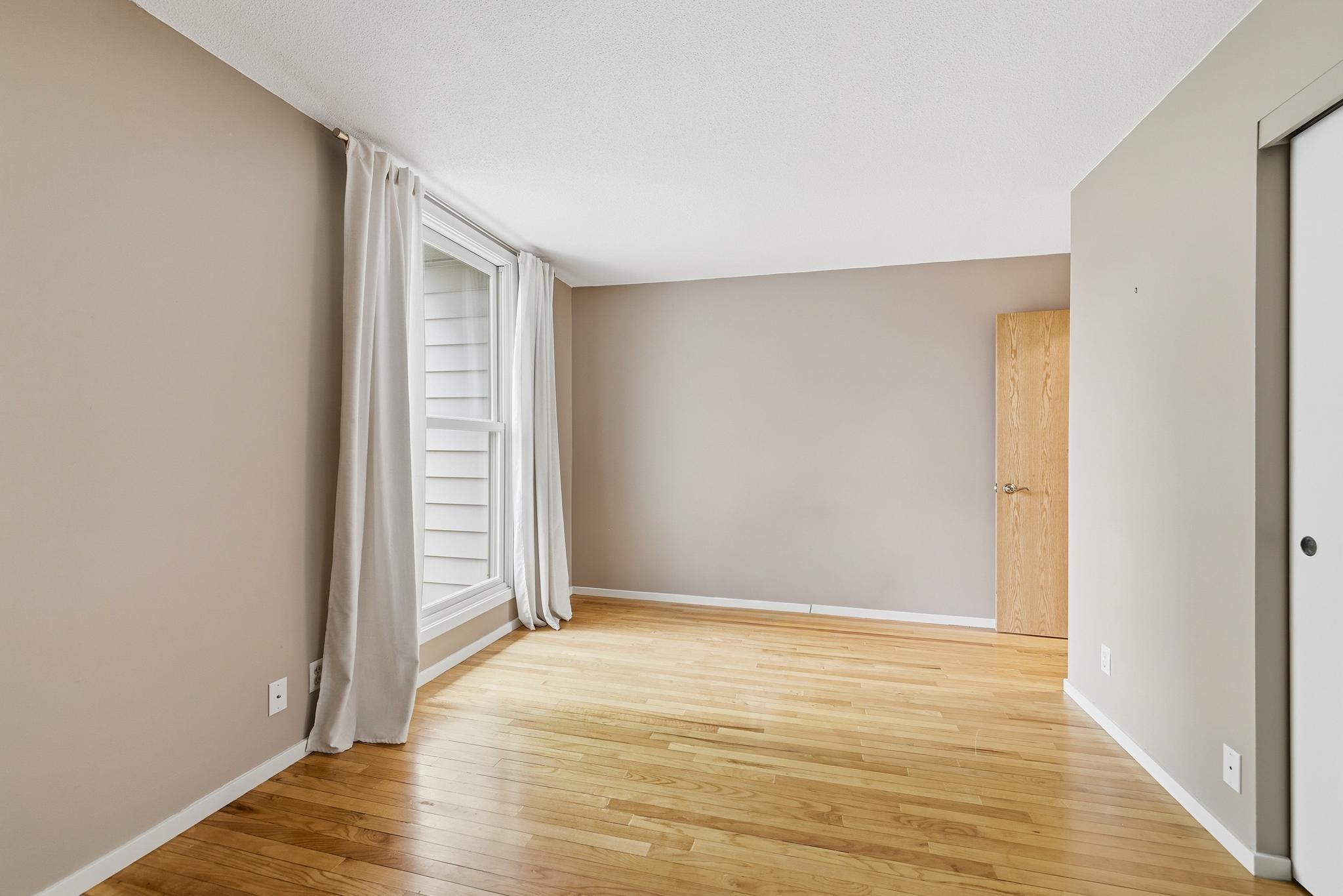 View of Residential at 6377 Barrie Road, Edina MN 55435, Edina (15 of 22) - Mike Wilen | Minnesota Team Real Estate