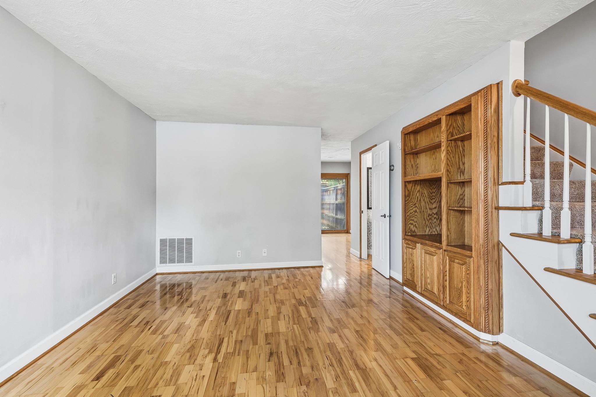 View of Residential at 6377 Barrie Road, Edina MN 55435, Edina (11 of 22) - Mike Wilen | Minnesota Team Real Estate