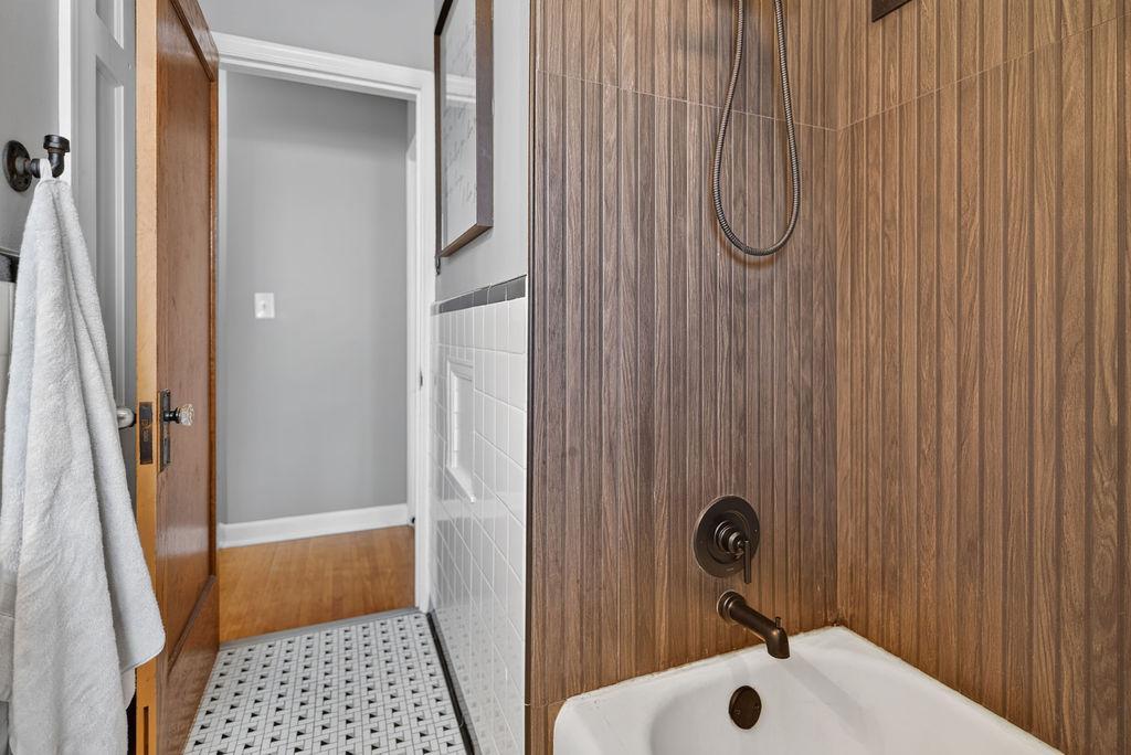 View of Residential at 4530 Vincent Avenue, Minneapolis MN 55412, Minneapolis (31 of 51) - Mike Wilen | Minnesota Team Real Estate