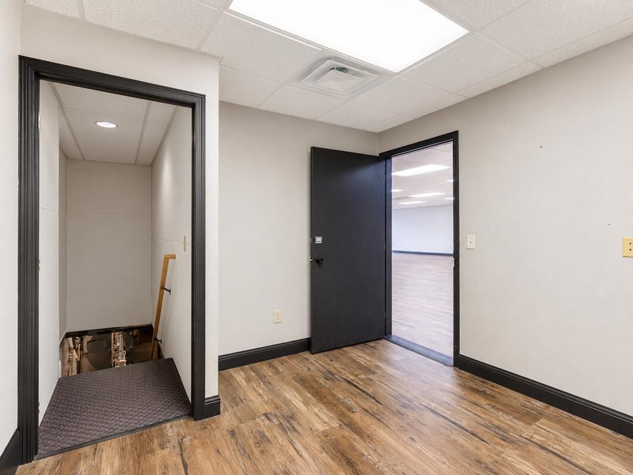 View of Commercial Sale at 428 W Main Street, Arlington MN 55307, Arlington (14 of 19) - Mike Wilen | Minnesota Team Real Estate