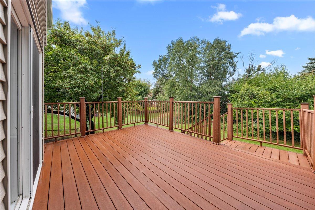 View of Residential at 139 Ridge Way, Mahtomedi MN 55115, Mahtomedi (29 of 32) - Mike Wilen | Minnesota Team Real Estate
