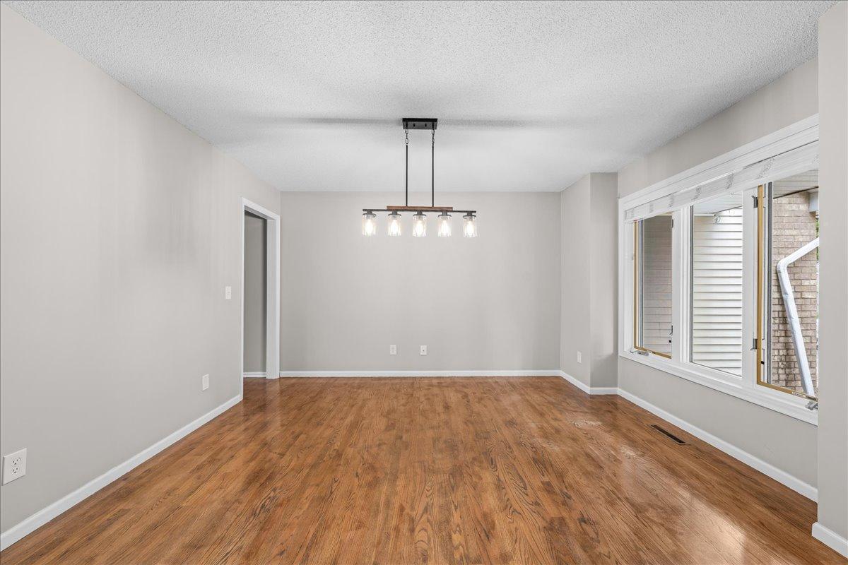 View of Residential at 139 Ridge Way, Mahtomedi MN 55115, Mahtomedi (4 of 32) - Mike Wilen | Minnesota Team Real Estate
