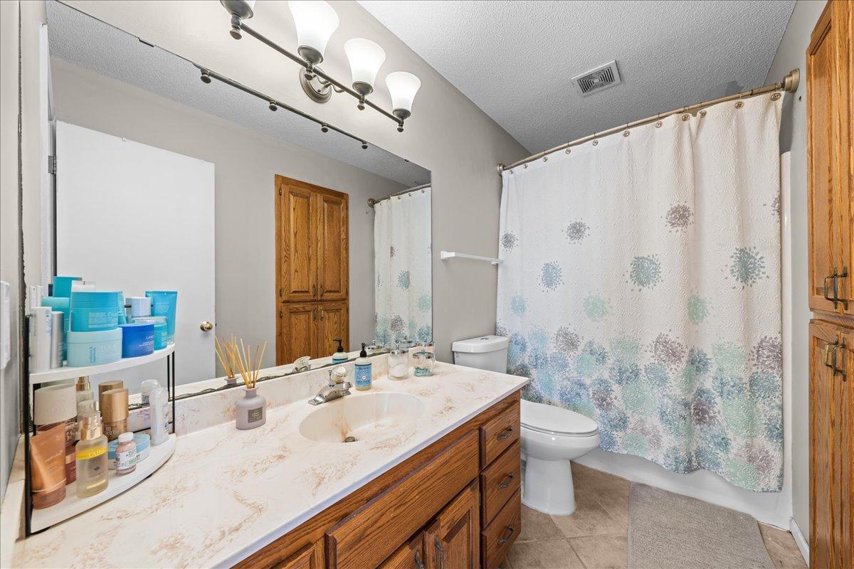 View of Residential at 139 Ridge Way, Mahtomedi MN 55115, Mahtomedi (19 of 32) - Mike Wilen | Minnesota Team Real Estate