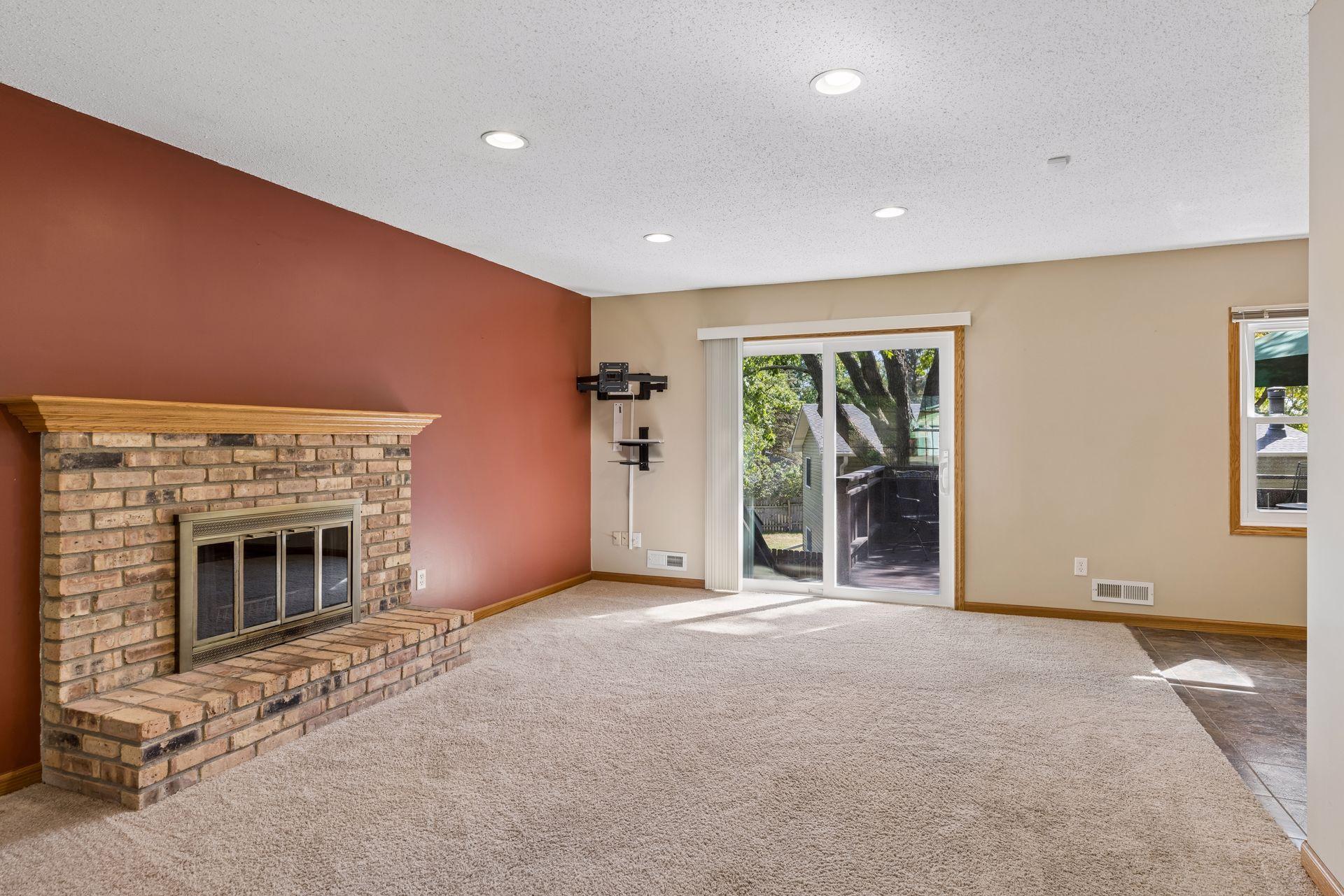 View of Residential at 7817 73rd Street, Cottage Grove MN 55016, Cottage Grove (13 of 40) - Mike Wilen | Minnesota Team Real Estate
