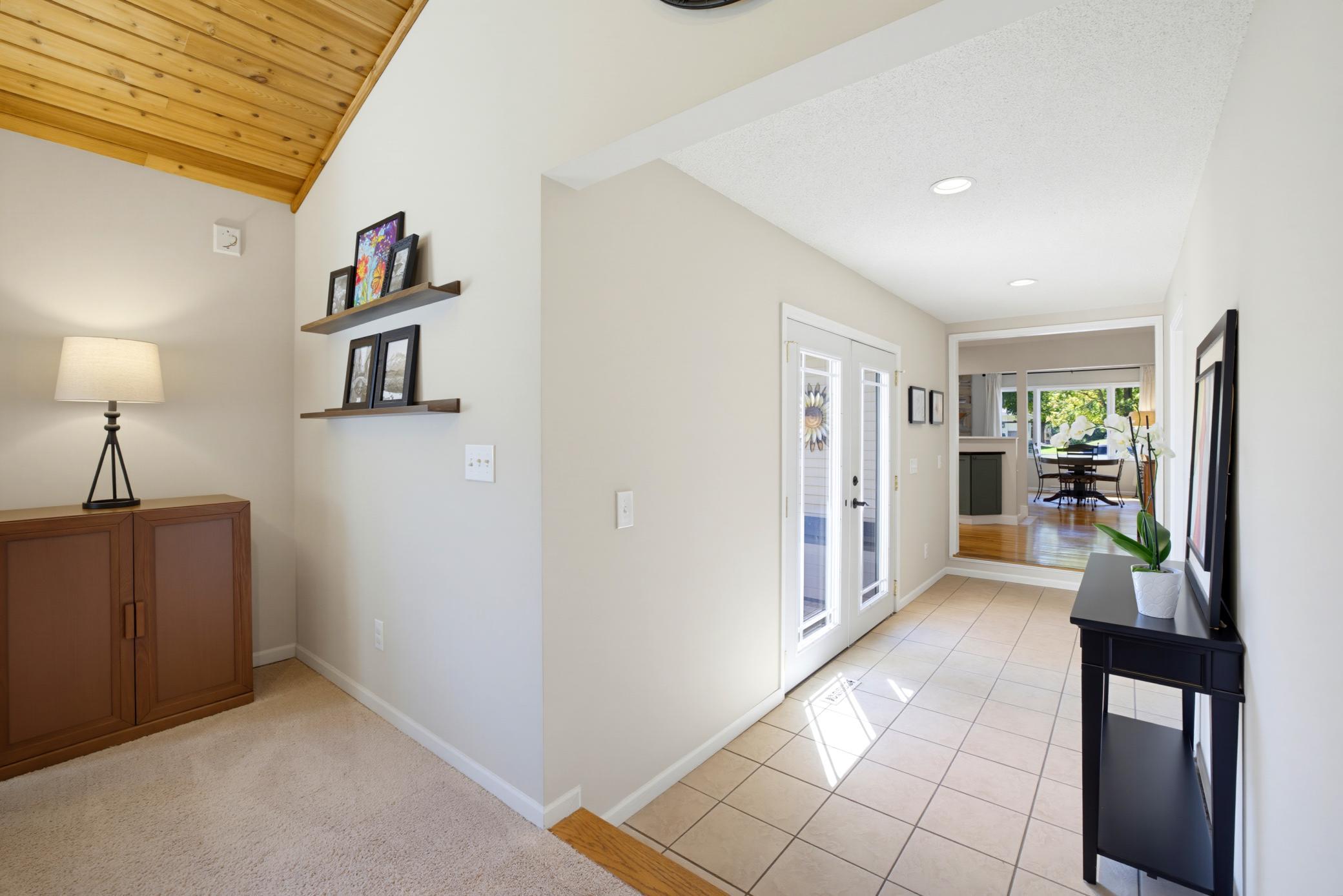 View of Residential at 777 Mohican Lane, Mendota Heights MN 55120, Mendota Heights (18 of 49) - Mike Wilen | Minnesota Team Real Estate