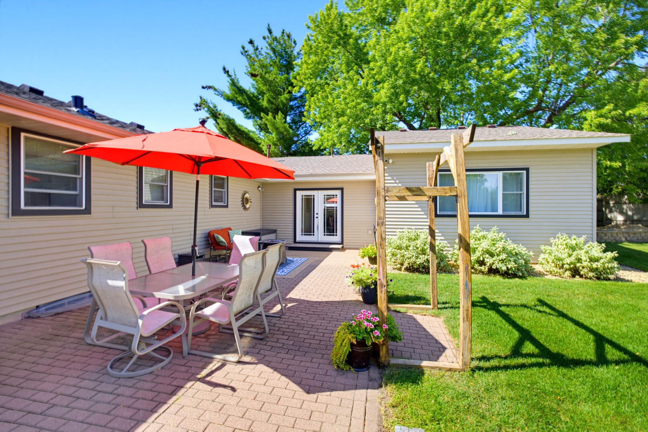 View of Residential at 777 Mohican Lane, Mendota Heights MN 55120, Mendota Heights (31 of 49) - Mike Wilen | Minnesota Team Real Estate