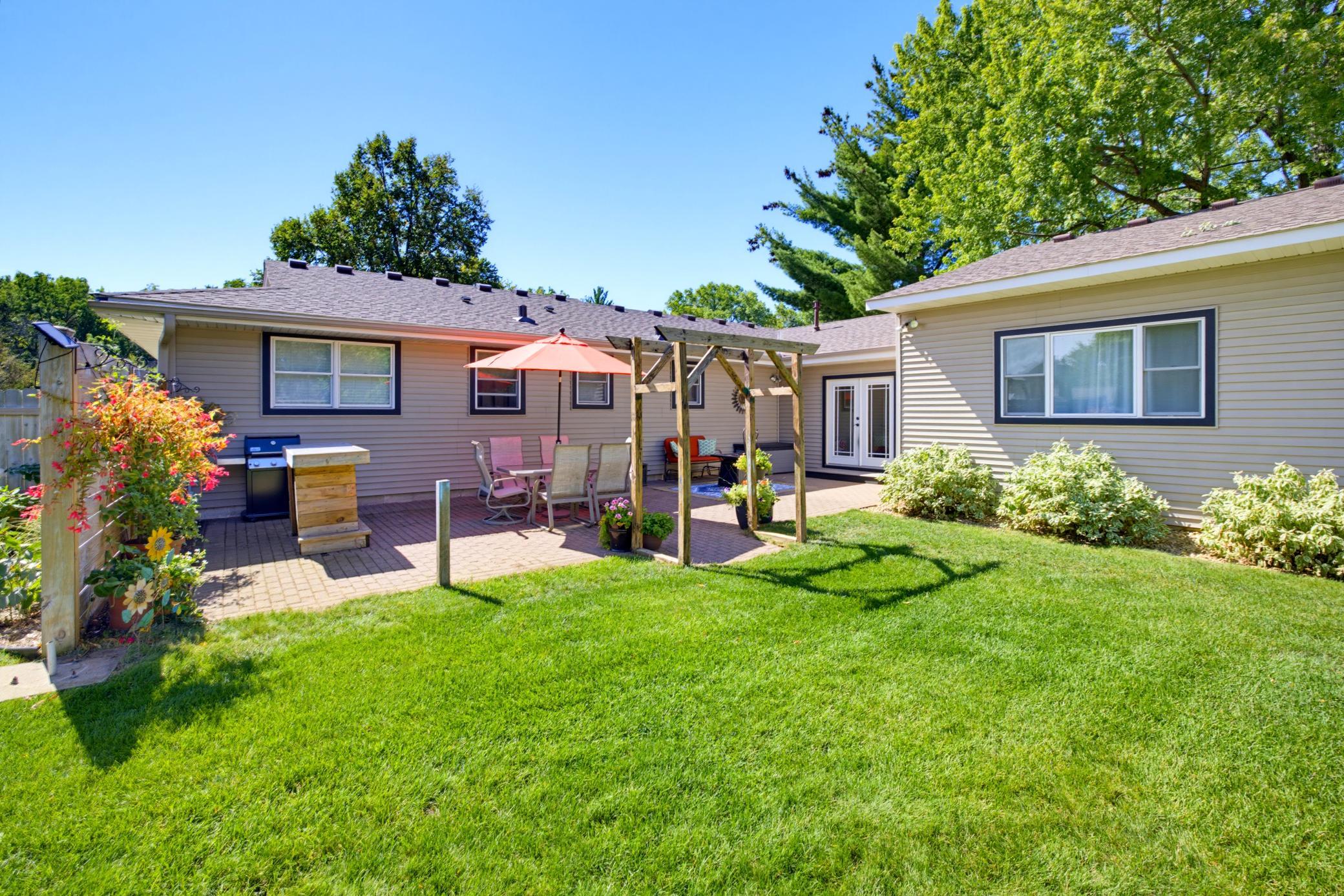 View of Residential at 777 Mohican Lane, Mendota Heights MN 55120, Mendota Heights (30 of 49) - Mike Wilen | Minnesota Team Real Estate