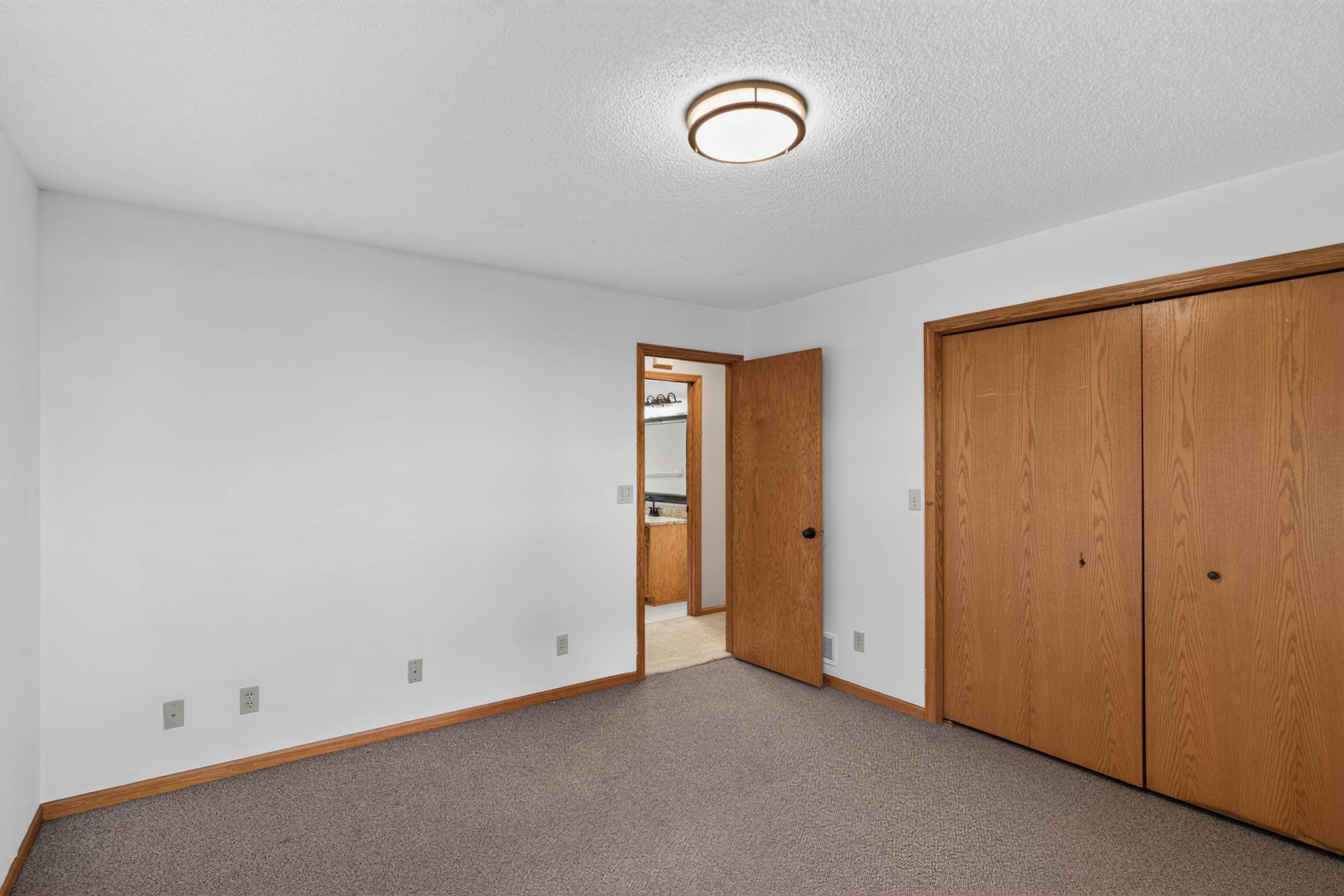 View of Residential at 9023 Nantwick Ridge, Brooklyn Park MN 55443, Brooklyn Park (20 of 33) - Mike Wilen | Minnesota Team Real Estate