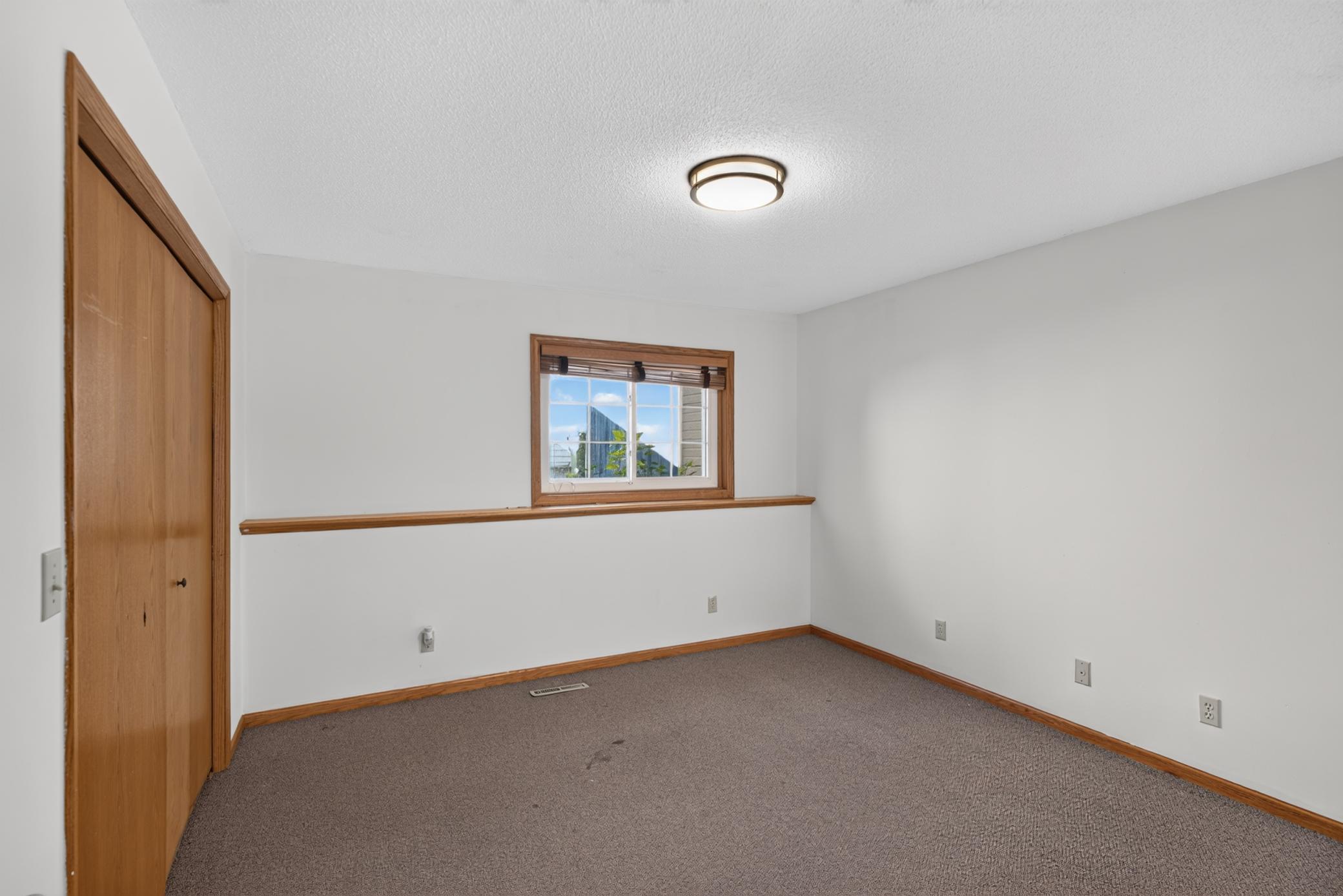 View of Residential at 9023 Nantwick Ridge, Brooklyn Park MN 55443, Brooklyn Park (19 of 33) - Mike Wilen | Minnesota Team Real Estate