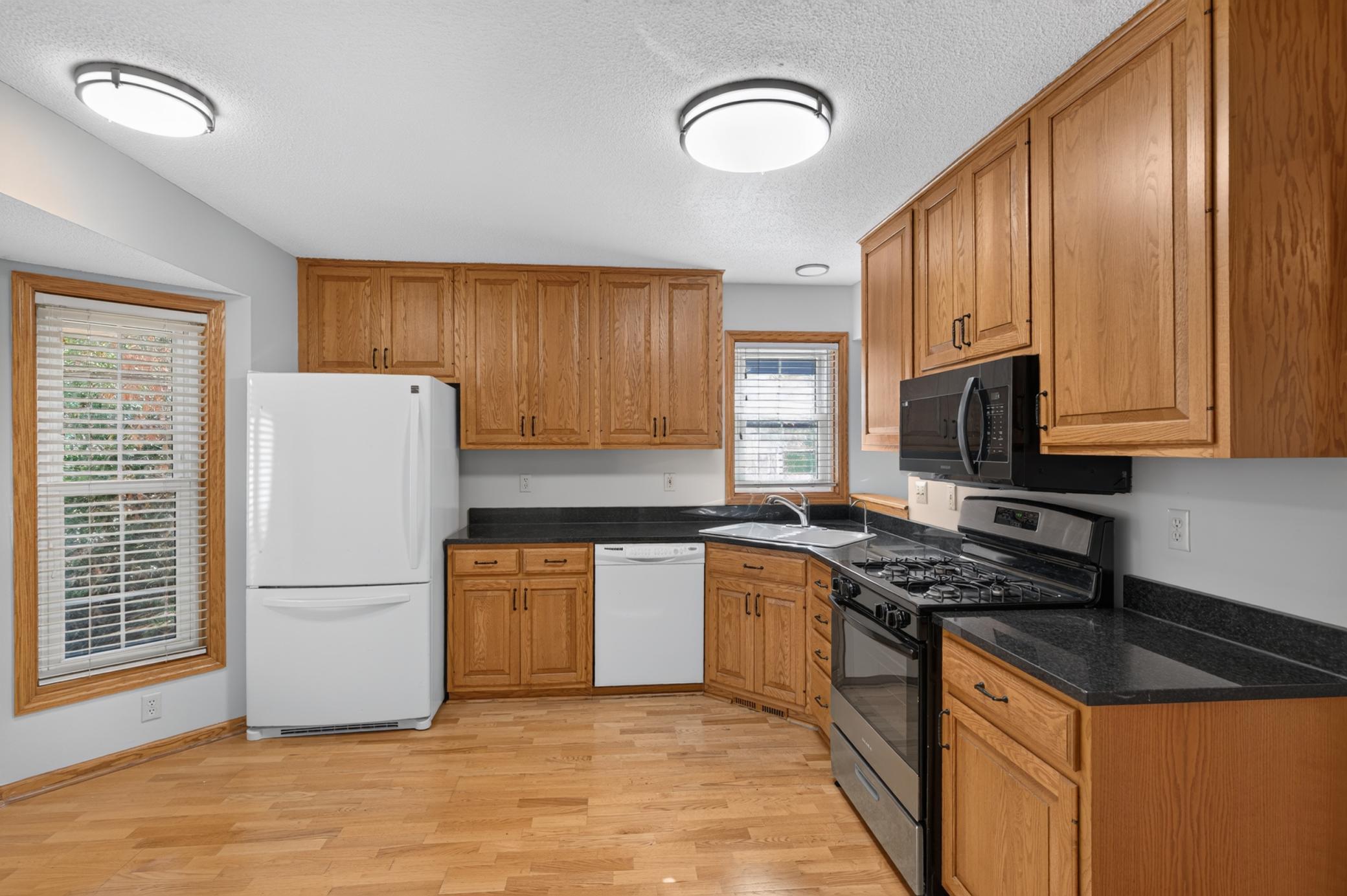 View of Residential at 9023 Nantwick Ridge, Brooklyn Park MN 55443, Brooklyn Park (7 of 33) - Mike Wilen | Minnesota Team Real Estate