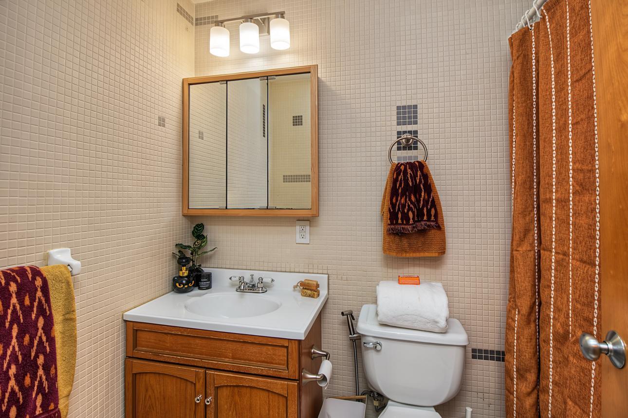 View of Residential at 2525 3rd Avenue #206, Minneapolis MN 55404, Minneapolis (14 of 21) - Mike Wilen | Minnesota Team Real Estate