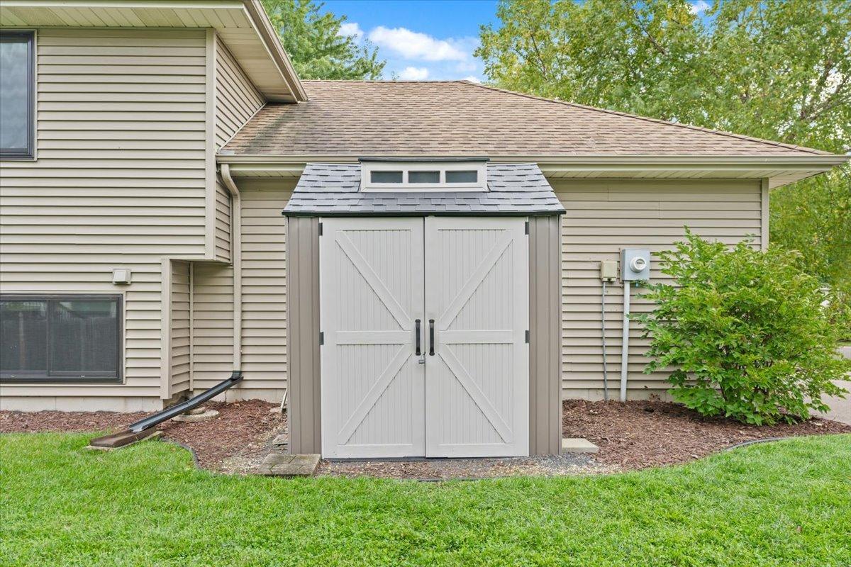 View of Residential at 8821 Rainier Court, Woodbury MN 55125, Woodbury (46 of 56) - Mike Wilen | Minnesota Team Real Estate