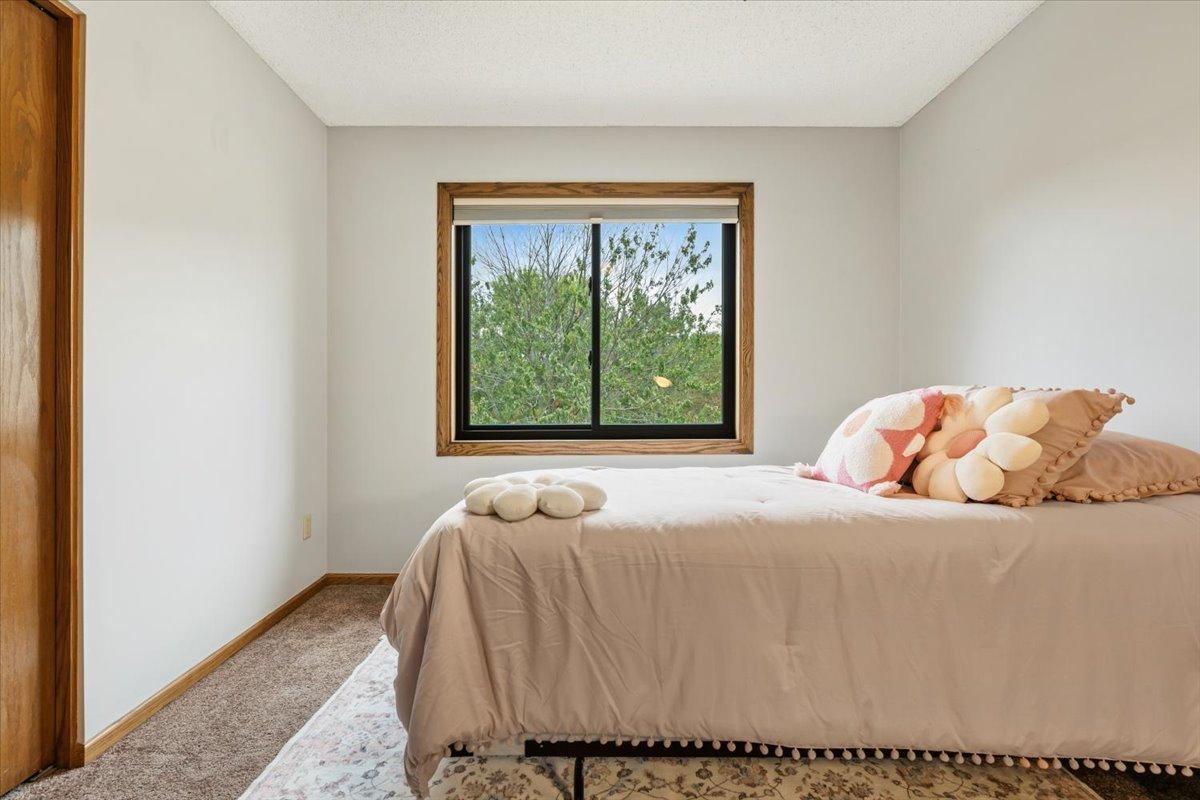 View of Residential at 8821 Rainier Court, Woodbury MN 55125, Woodbury (24 of 56) - Mike Wilen | Minnesota Team Real Estate