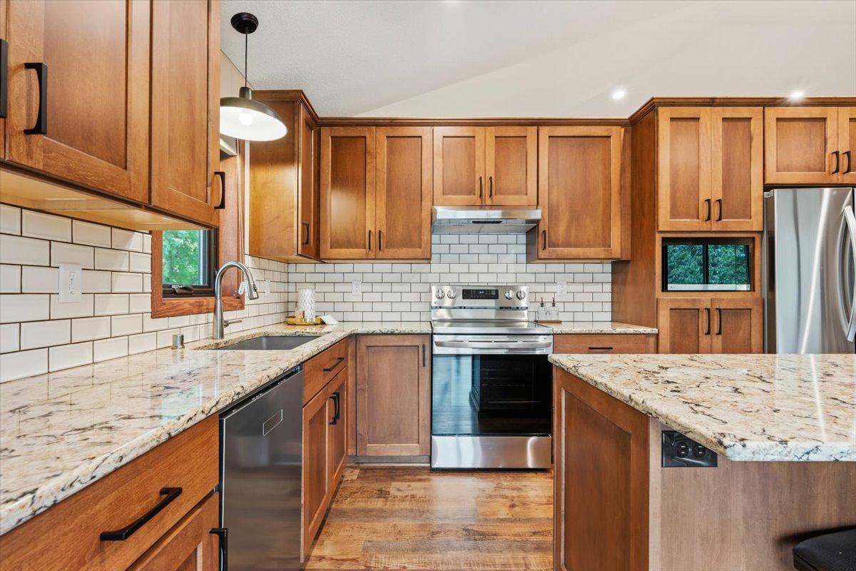 View of Residential at 8821 Rainier Court, Woodbury MN 55125, Woodbury (11 of 56) - Mike Wilen | Minnesota Team Real Estate