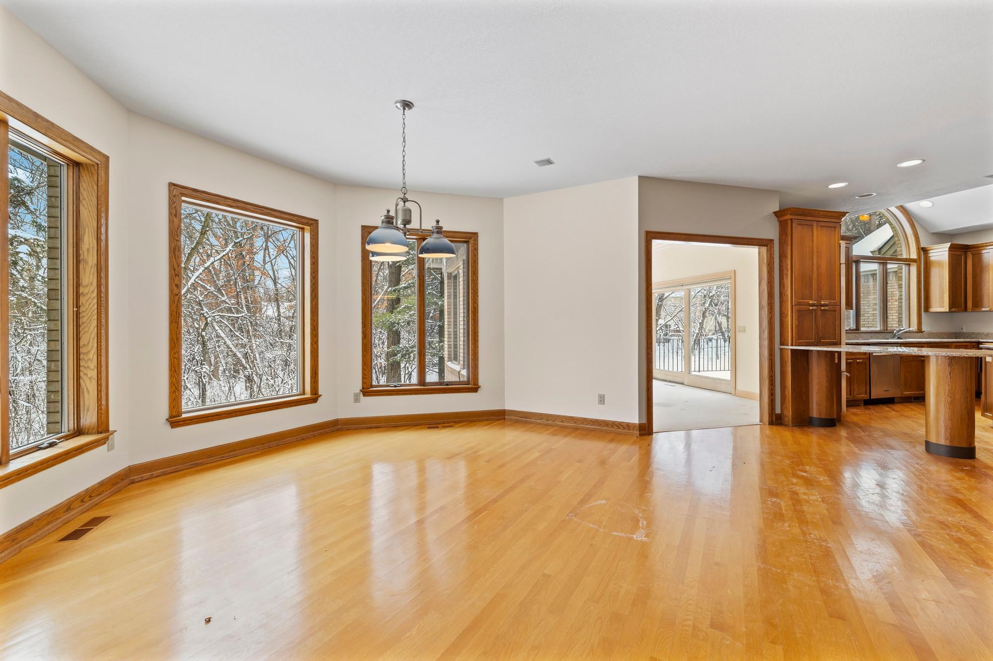 View of Residential at 12137 Grandview Terrace, Apple Valley MN 55124, Apple Valley (18 of 34) - Mike Wilen | Minnesota Team Real Estate