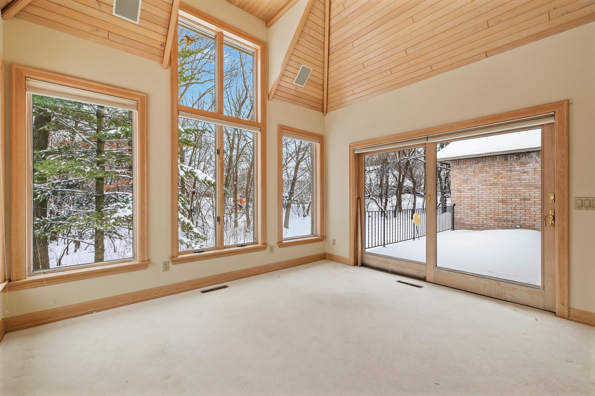 View of Residential at 12137 Grandview Terrace, Apple Valley MN 55124, Apple Valley (20 of 34) - Mike Wilen | Minnesota Team Real Estate