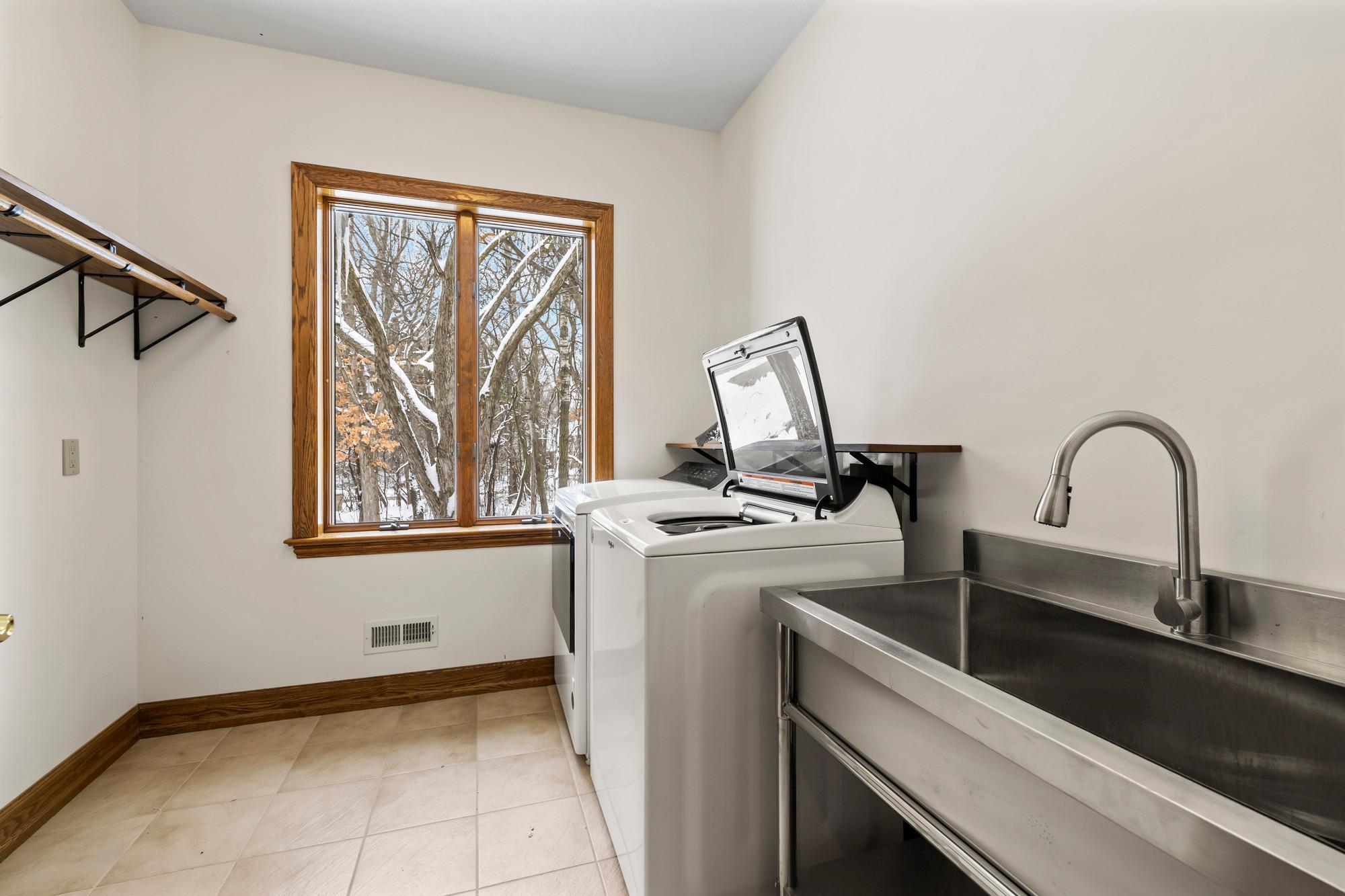 View of Residential at 12137 Grandview Terrace, Apple Valley MN 55124, Apple Valley (69 of 93) - Mike Wilen | Minnesota Team Real Estate