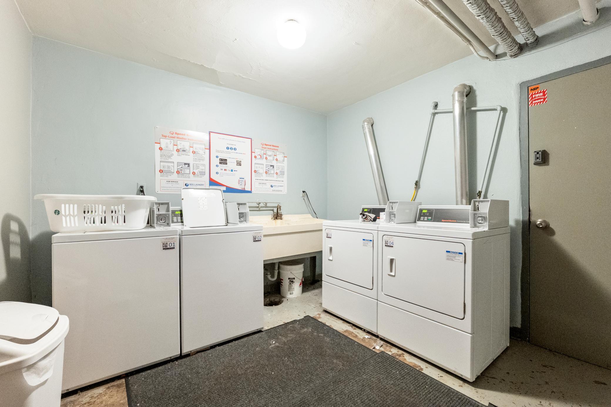View of Residential at 2212 Aldrich Avenue #106, Minneapolis MN 55405, Minneapolis (11 of 16) - Mike Wilen | Minnesota Team Real Estate
