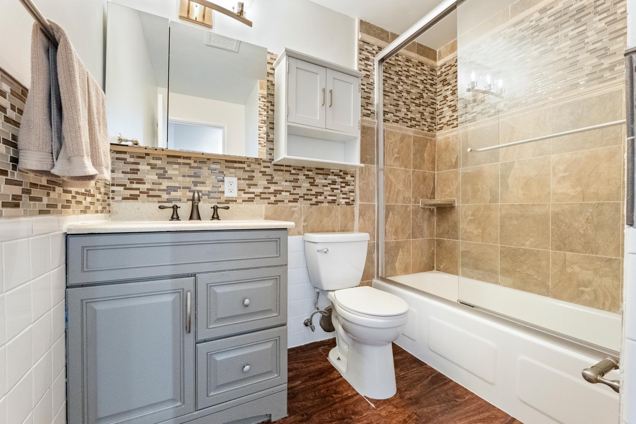 View of Residential at 2212 Aldrich Avenue #106, Minneapolis MN 55405, Minneapolis (7 of 16) - Mike Wilen | Minnesota Team Real Estate
