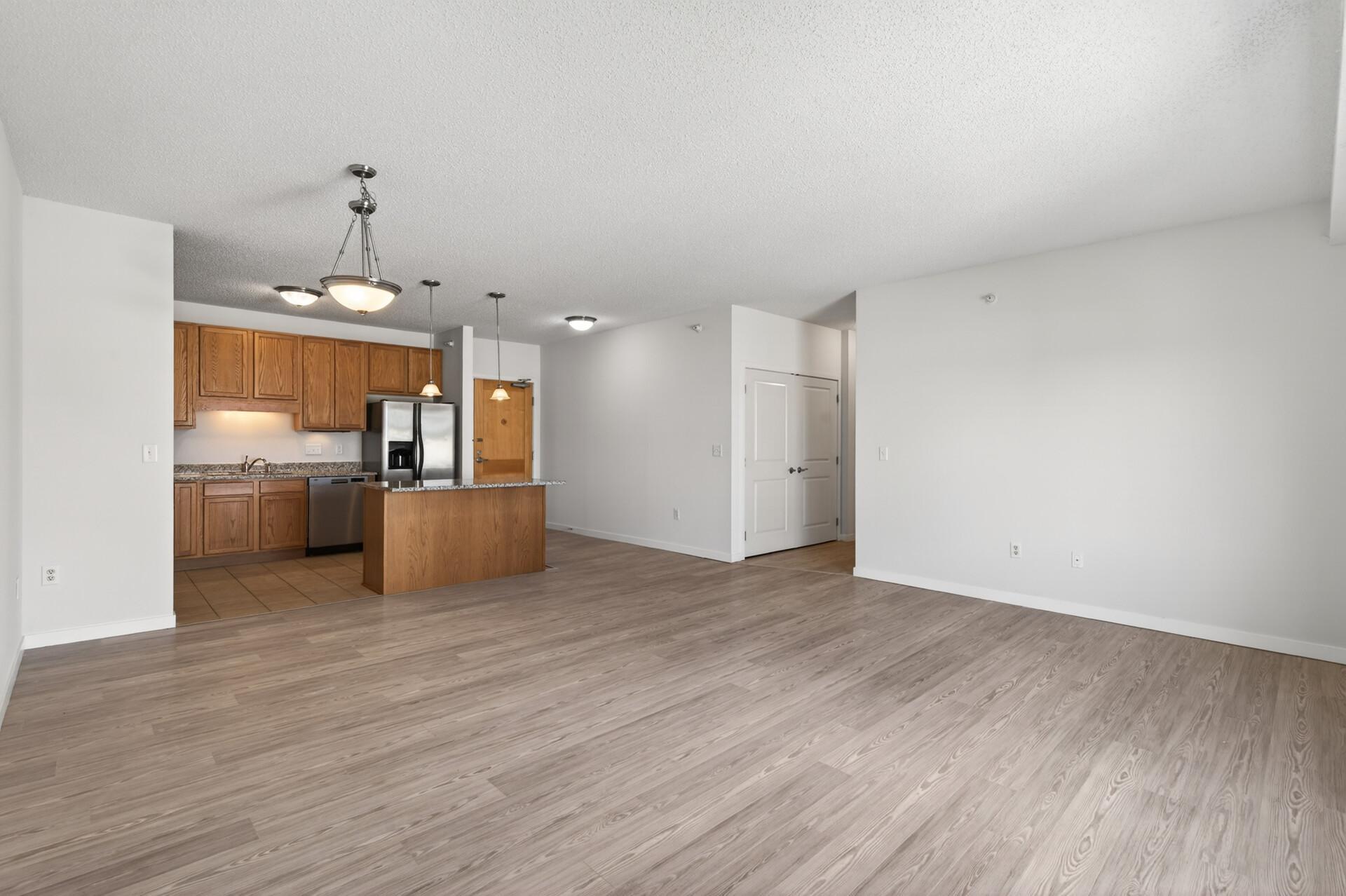 View of Residential at 619 8th Street #308, Minneapolis MN 55414, Minneapolis (32 of 43) - Mike Wilen | Minnesota Team Real Estate