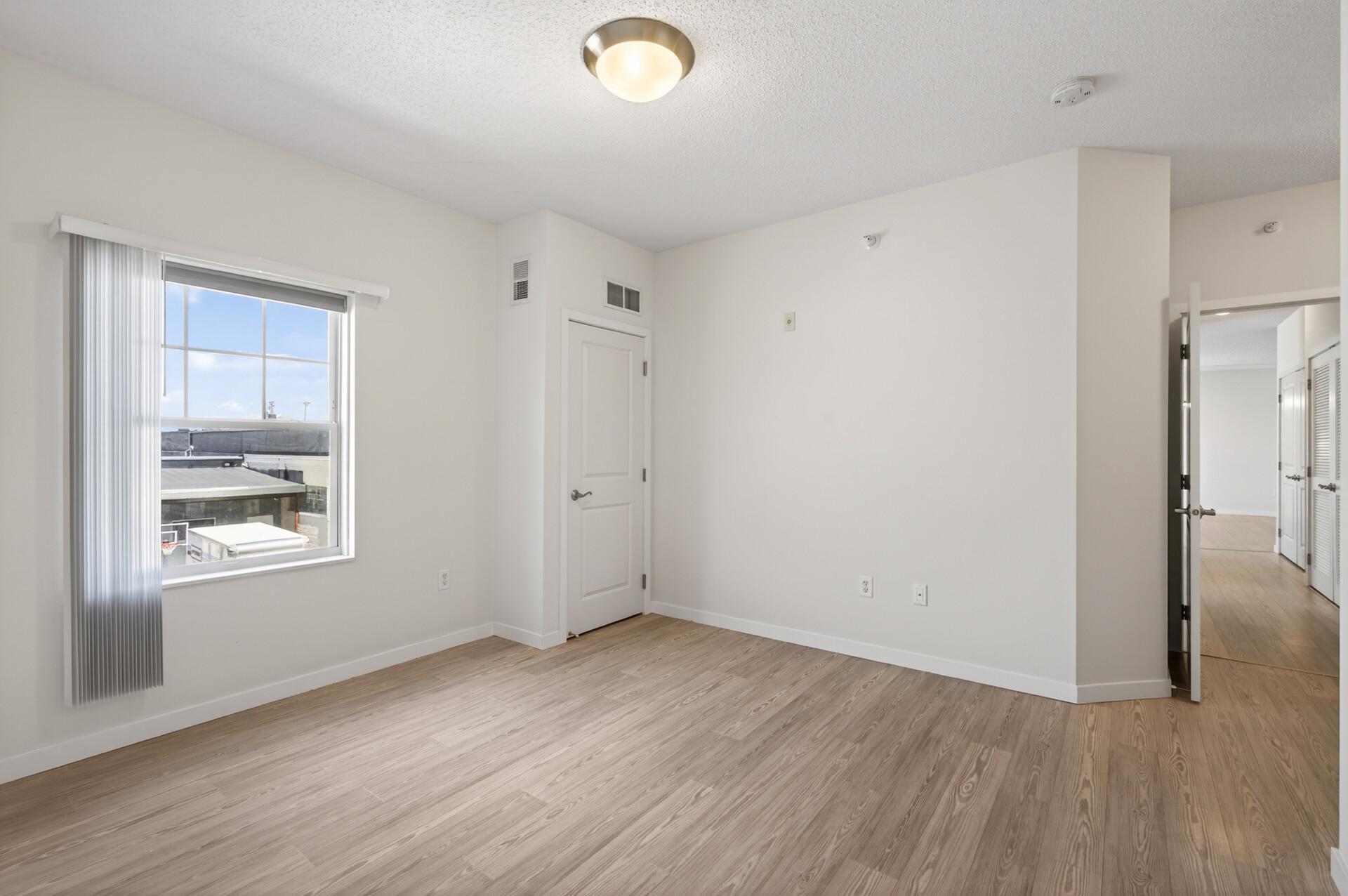 View of Residential at 619 8th Street #308, Minneapolis MN 55414, Minneapolis (35 of 43) - Mike Wilen | Minnesota Team Real Estate