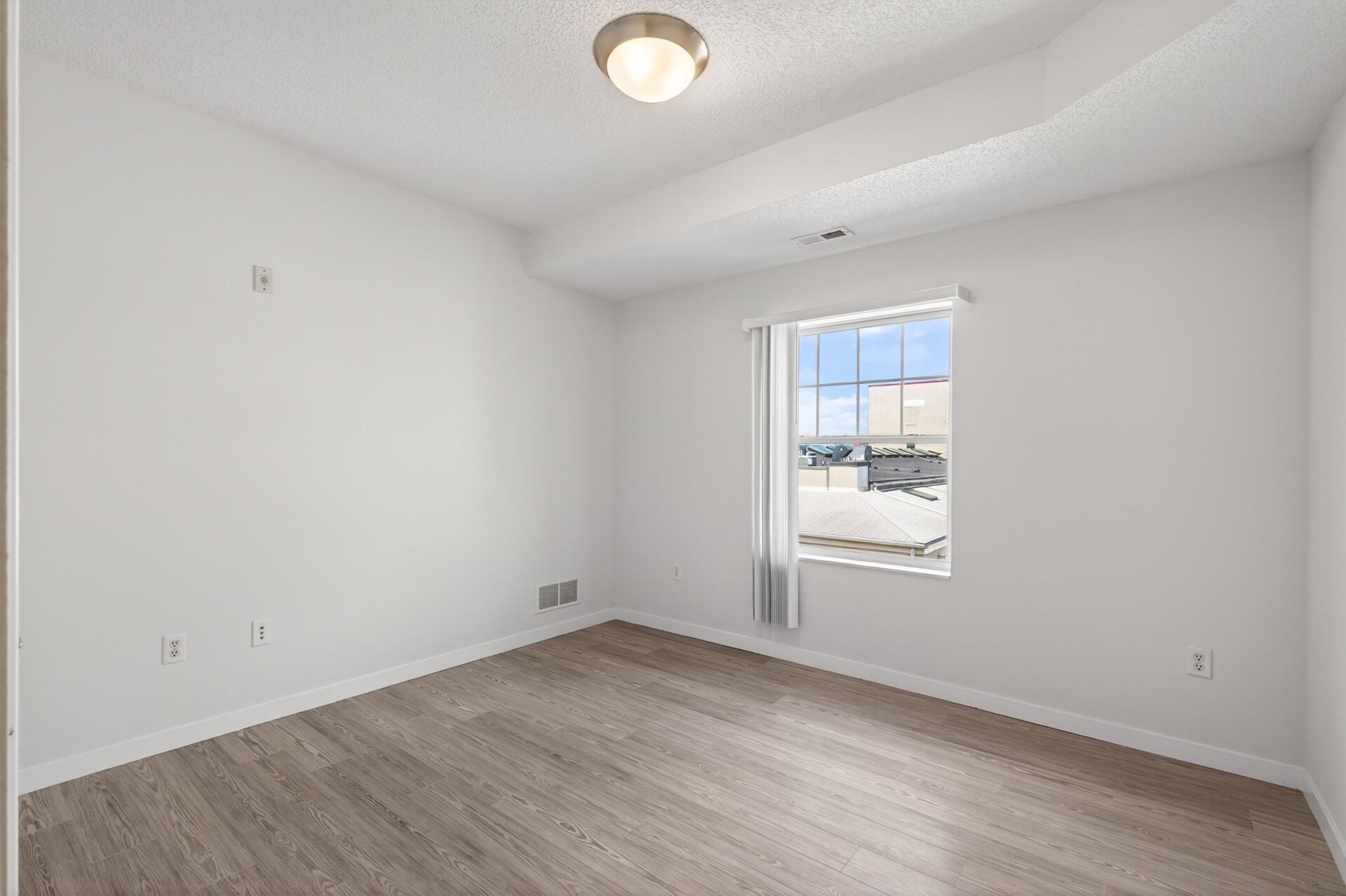 View of Residential at 619 8th Street #308, Minneapolis MN 55414, Minneapolis (37 of 43) - Mike Wilen | Minnesota Team Real Estate