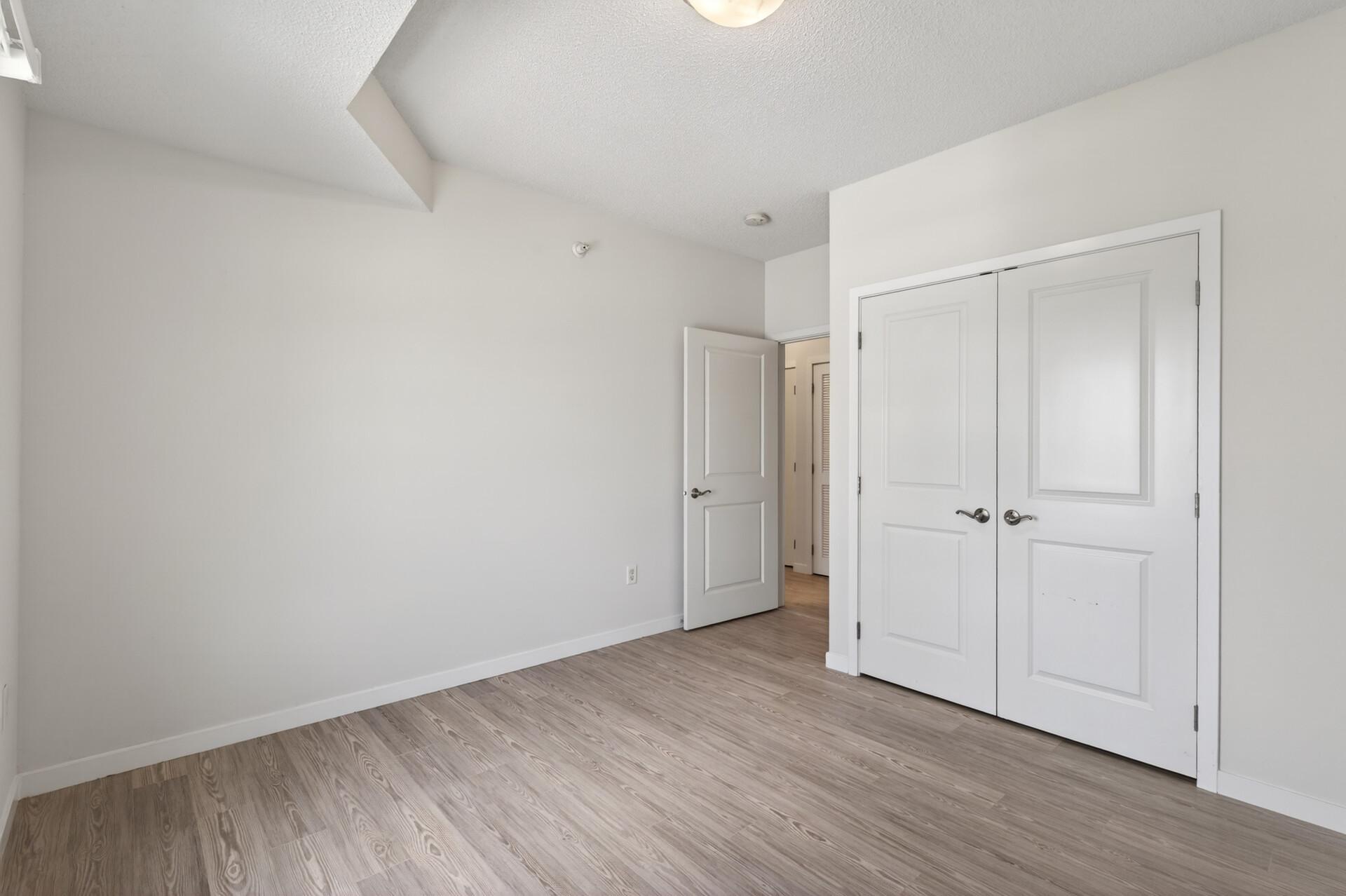 View of Residential at 619 8th Street #308, Minneapolis MN 55414, Minneapolis (38 of 43) - Mike Wilen | Minnesota Team Real Estate