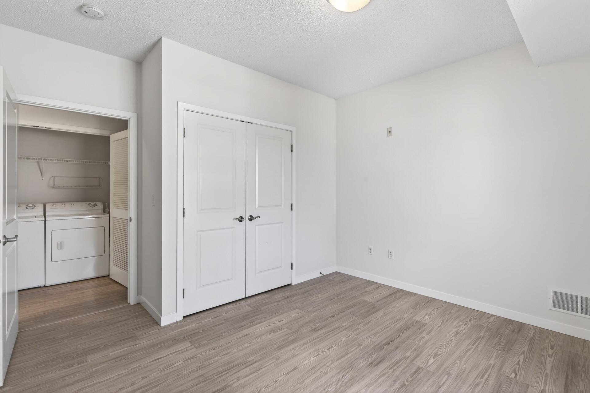 View of Residential at 619 8th Street #308, Minneapolis MN 55414, Minneapolis (39 of 43) - Mike Wilen | Minnesota Team Real Estate