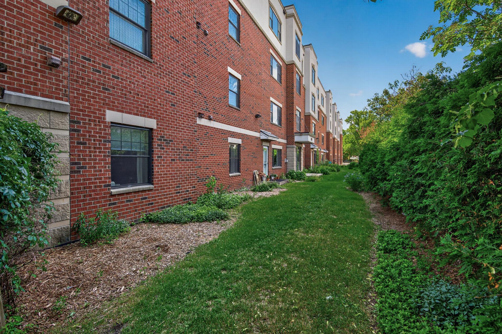 View of Residential at 619 8th Street #308, Minneapolis MN 55414, Minneapolis (43 of 43) - Mike Wilen | Minnesota Team Real Estate