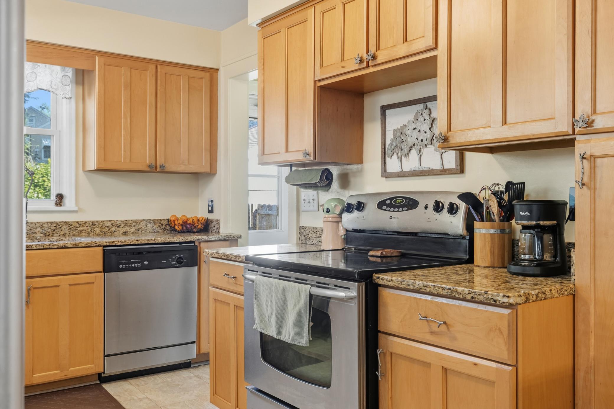 View of Residential at 1329 Beech Street, Saint Paul MN 55106, Saint Paul (43 of 50) - Mike Wilen | Minnesota Team Real Estate
