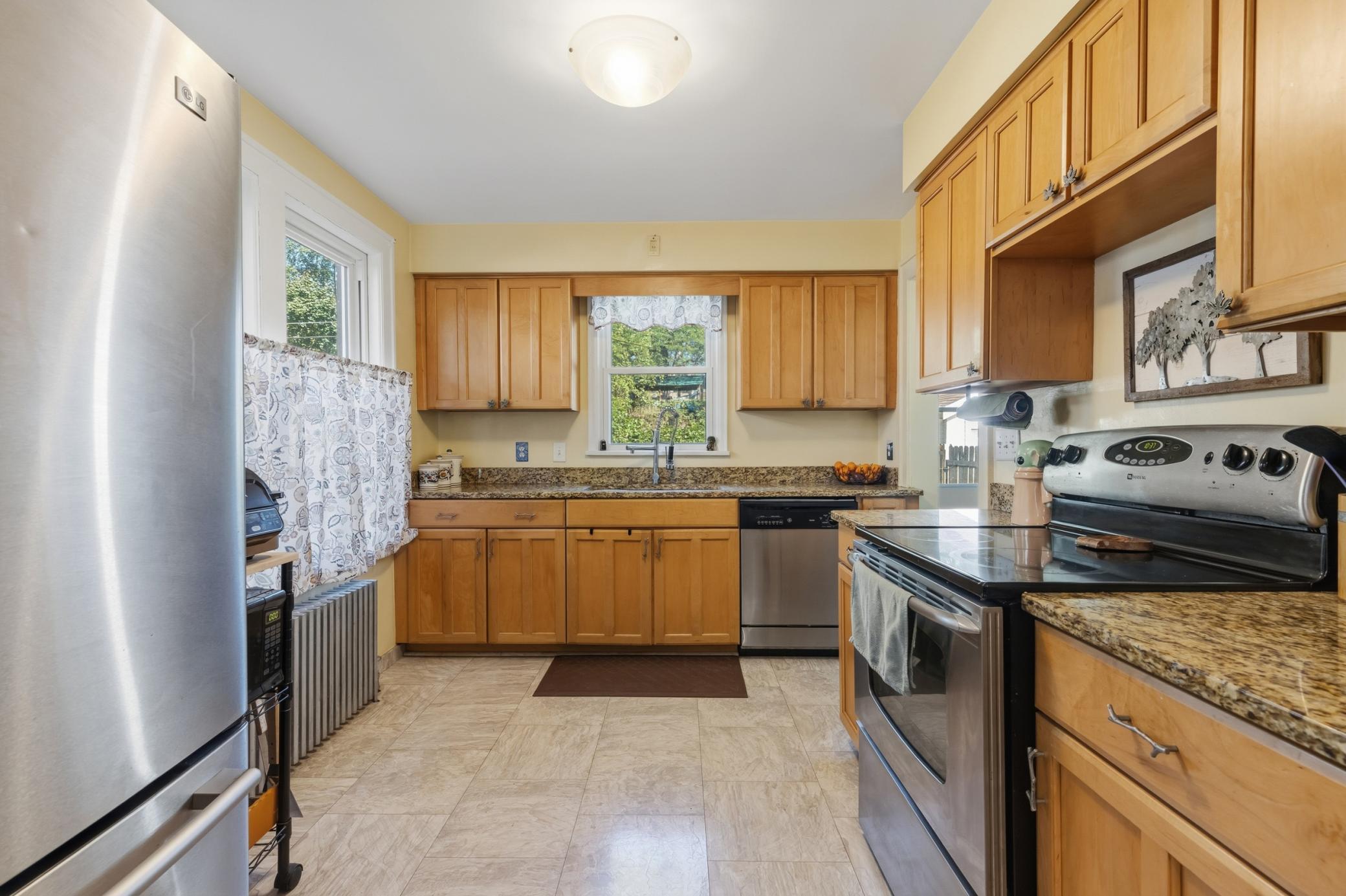 View of Residential at 1329 Beech Street, Saint Paul MN 55106, Saint Paul (32 of 50) - Mike Wilen | Minnesota Team Real Estate