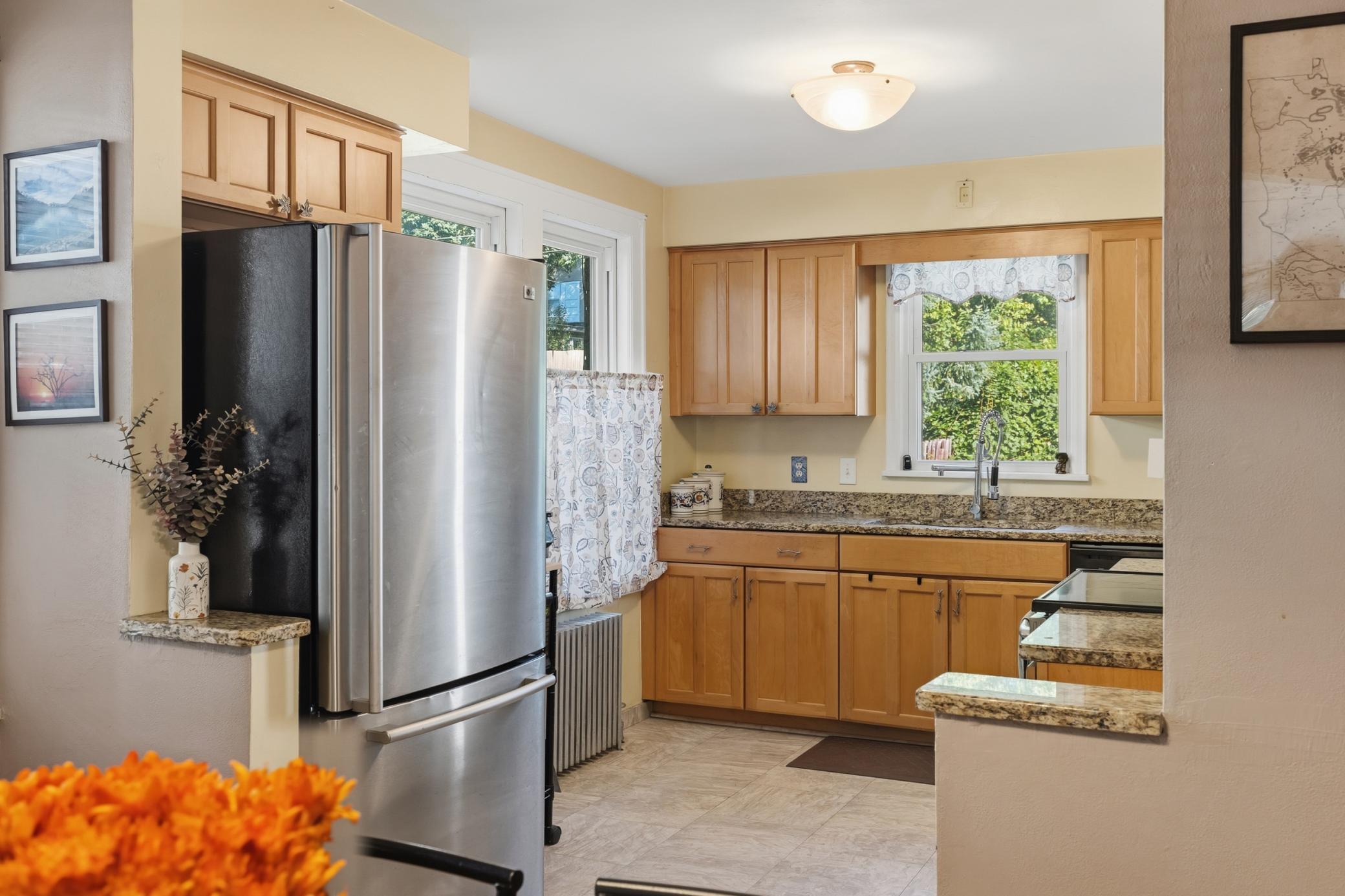 View of Residential at 1329 Beech Street, Saint Paul MN 55106, Saint Paul (25 of 50) - Mike Wilen | Minnesota Team Real Estate