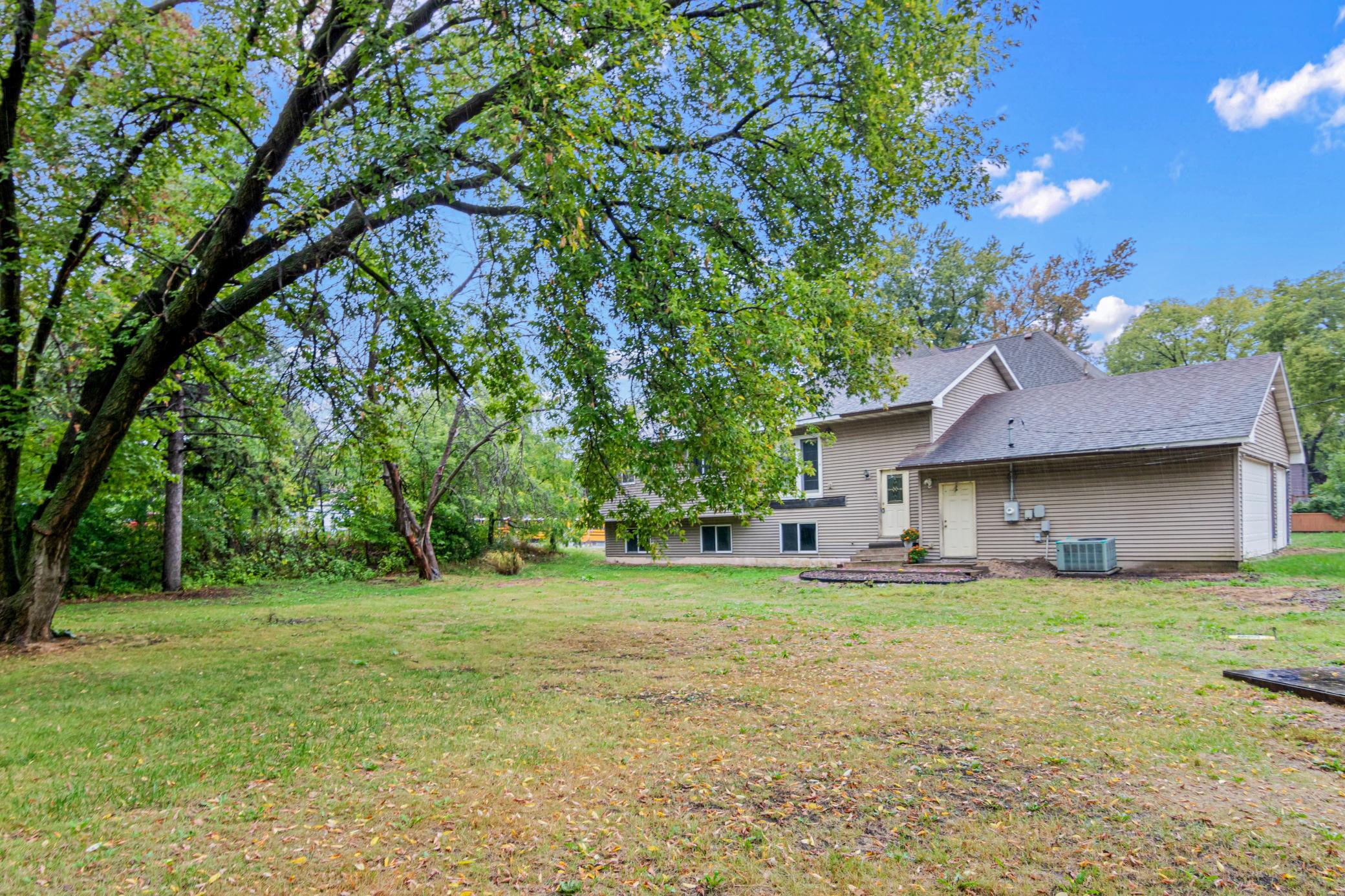 View of Residential at 1027 White Bear Avenue, Saint Paul MN 55106, Saint Paul (12 of 14) - Mike Wilen | Minnesota Team Real Estate
