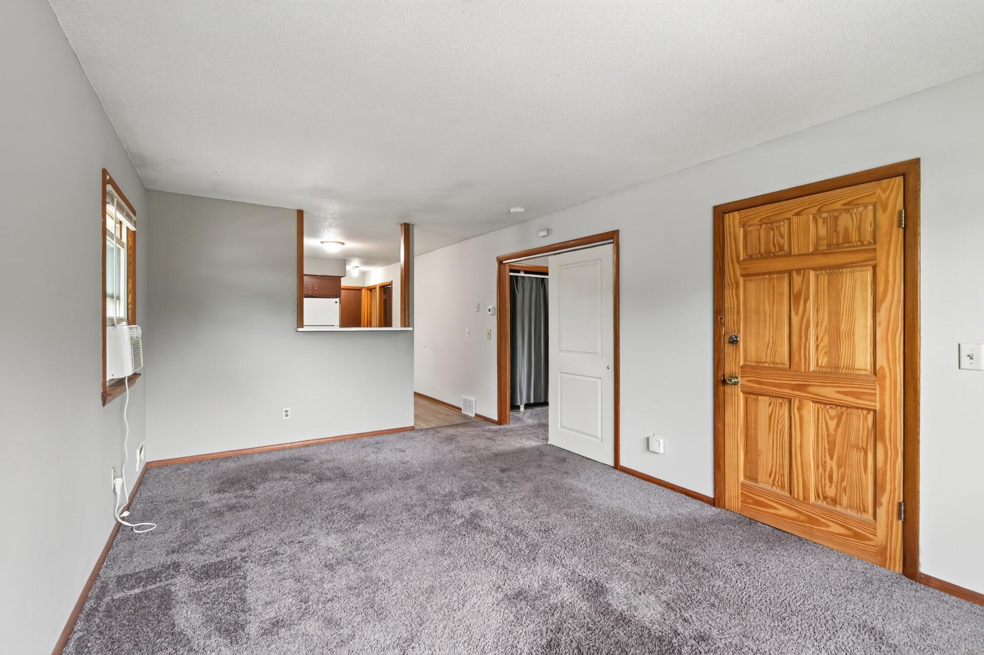 View of Residential Income at 3824 Thomas Avenue, Minneapolis MN 55412, Minneapolis (3 of 18) - Mike Wilen | Minnesota Team Real Estate