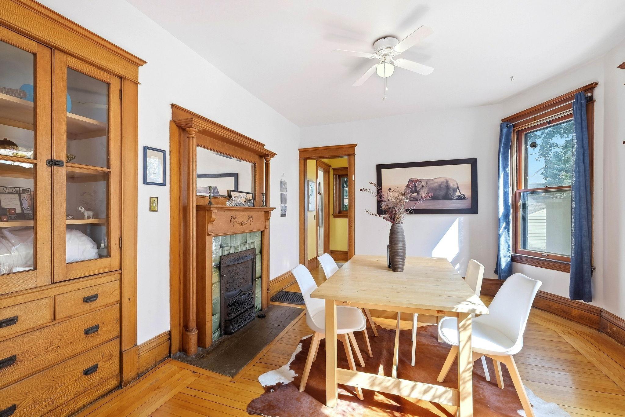 View of Residential at 2725 Garfield Avenue, Minneapolis MN 55408, Minneapolis (8 of 38) - Mike Wilen | Minnesota Team Real Estate