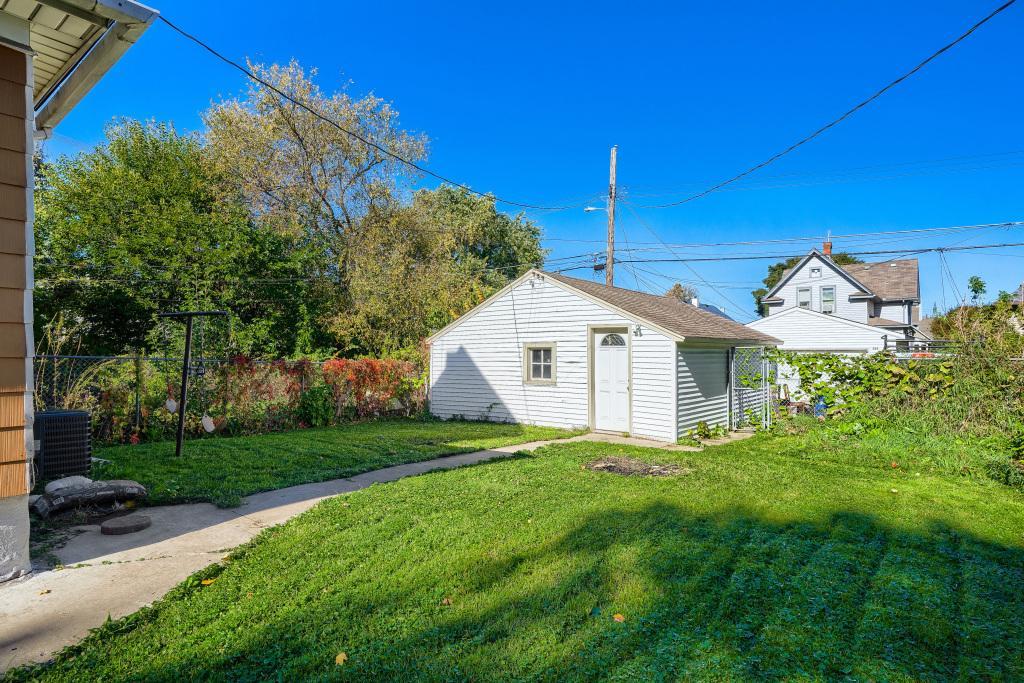 View of Residential at 527 Blair Avenue, Saint Paul MN 55103, Saint Paul (23 of 29) - Mike Wilen | Minnesota Team Real Estate