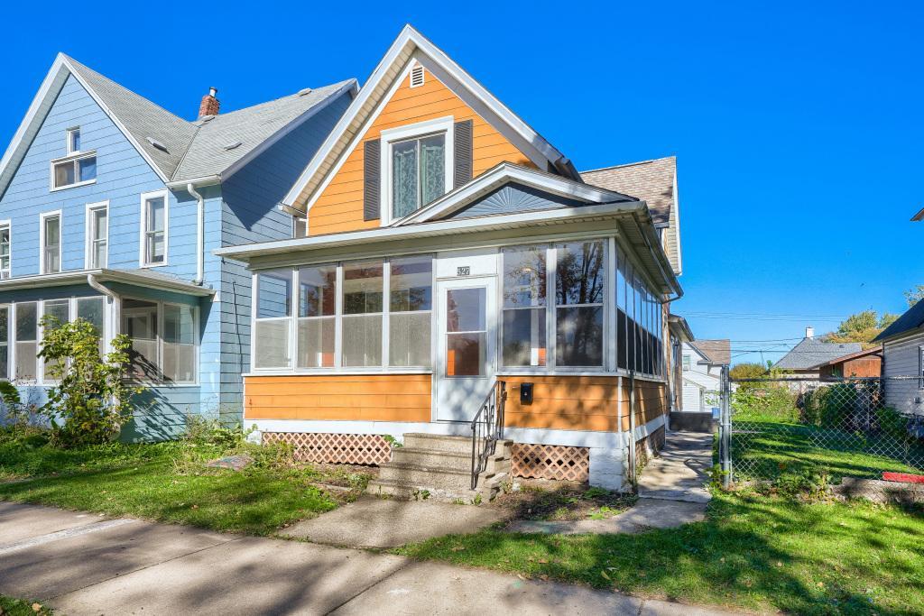 View of Single Family at 527 Blair Avenue, Saint Paul - Mike Wilen | Minnesota Team Real Estate